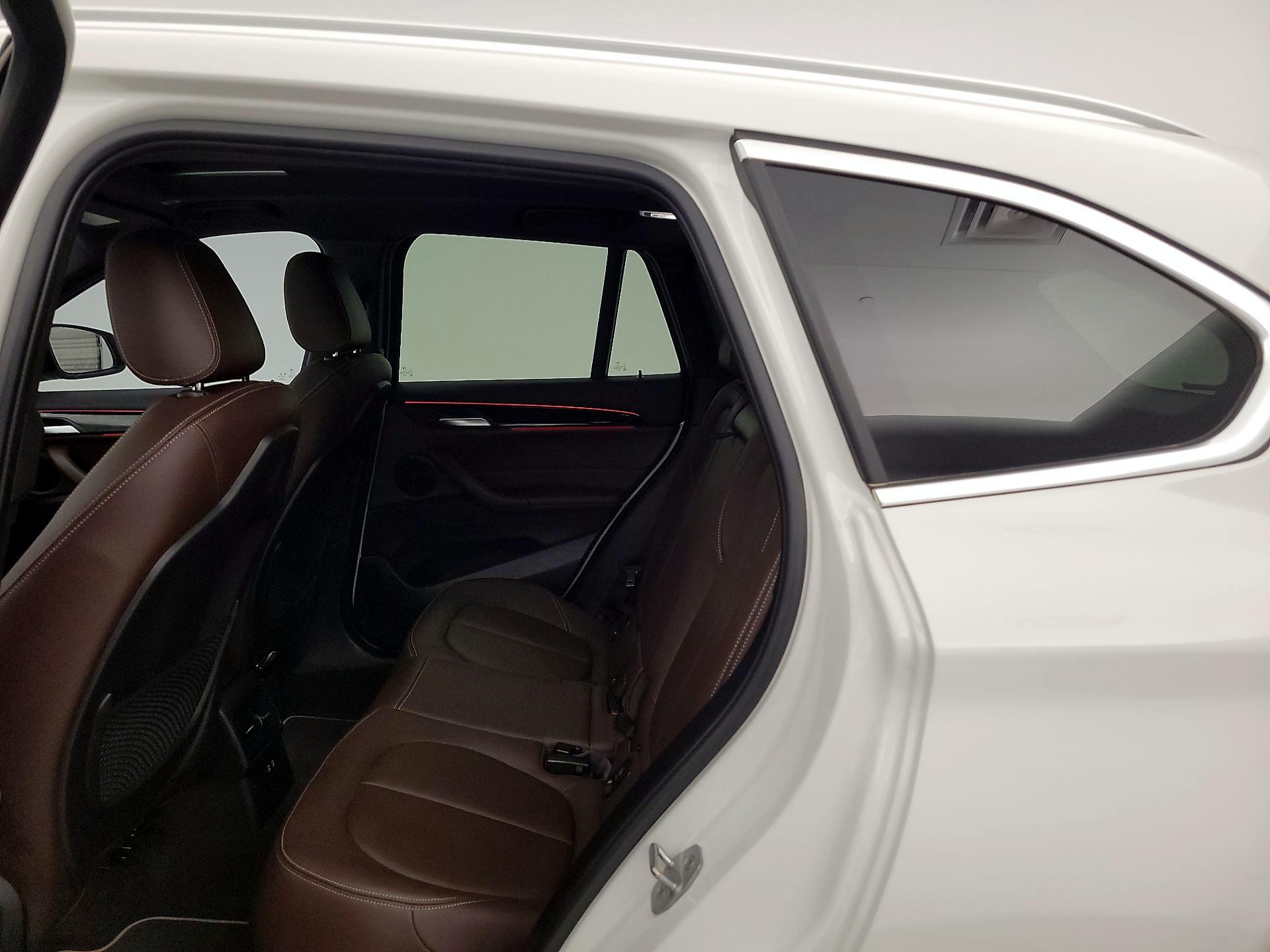 Thumbnail: 2021 BMW X1 - 20