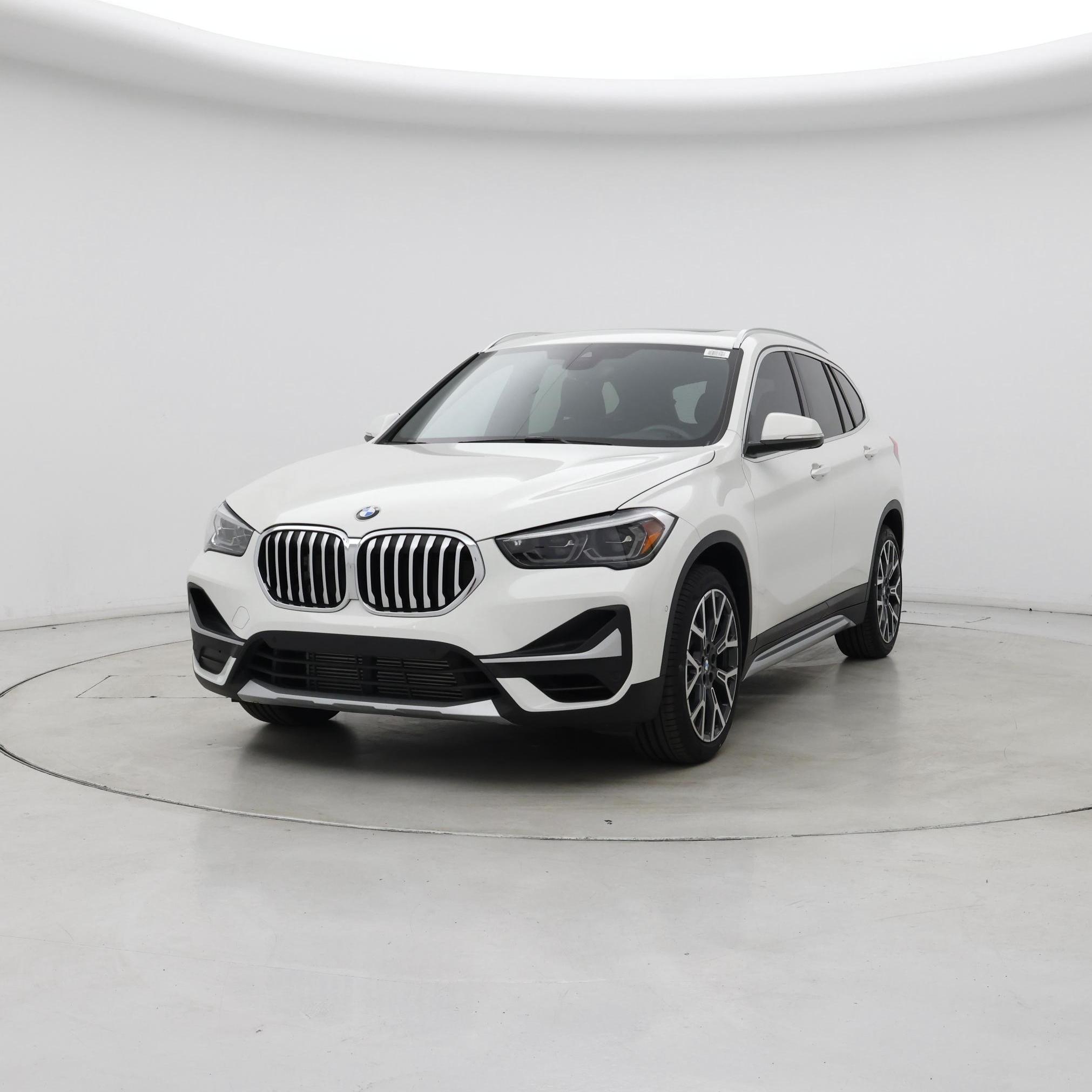 Thumbnail: 2021 BMW X1 - 4