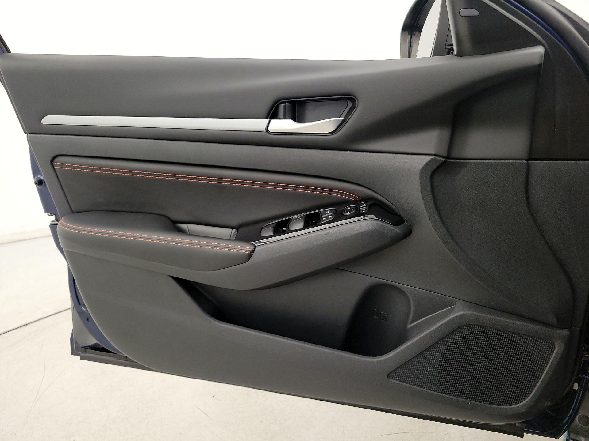 Thumbnail: 2023 Nissan Altima - 12