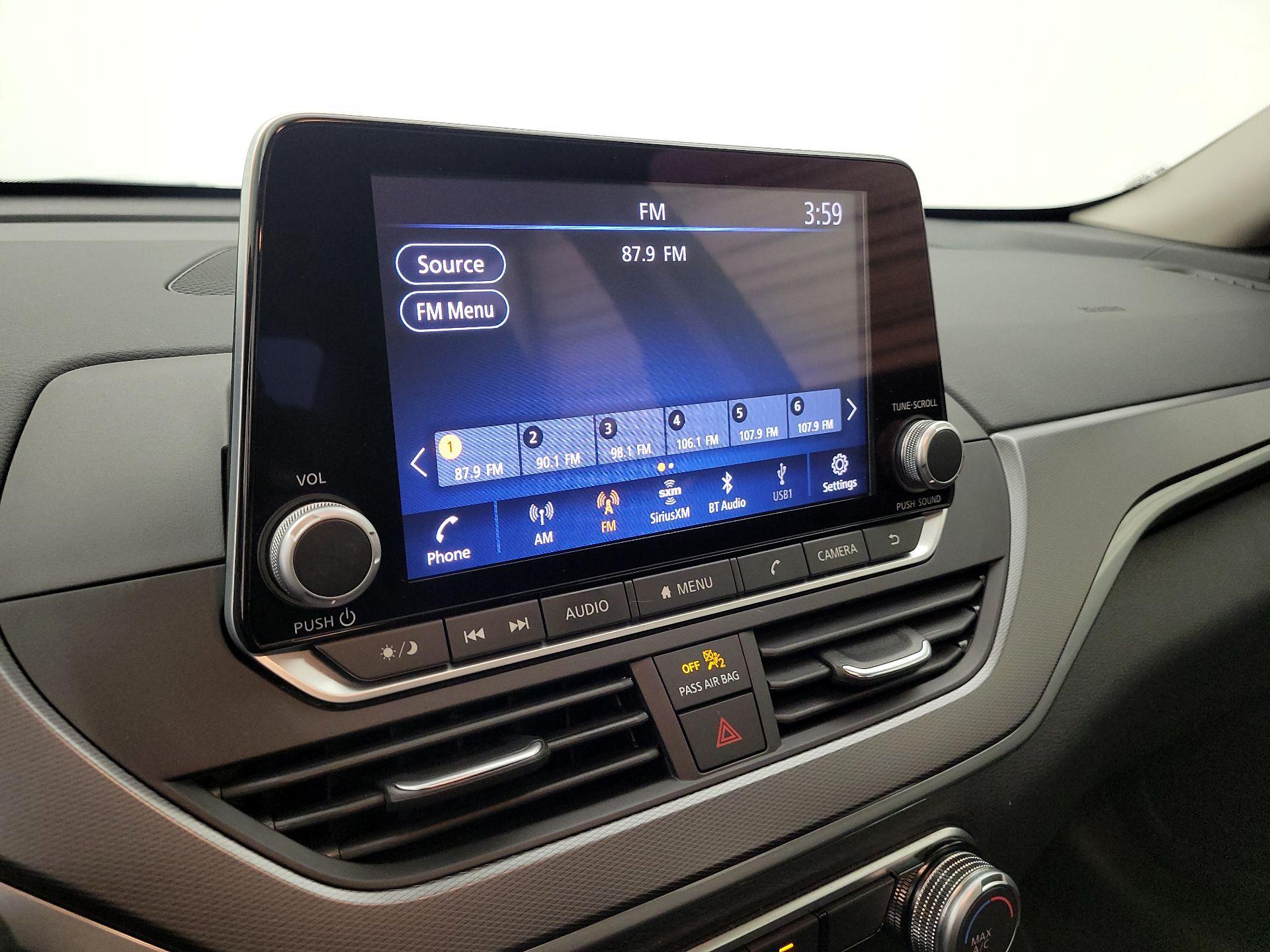 Thumbnail: 2023 Nissan Altima - 15