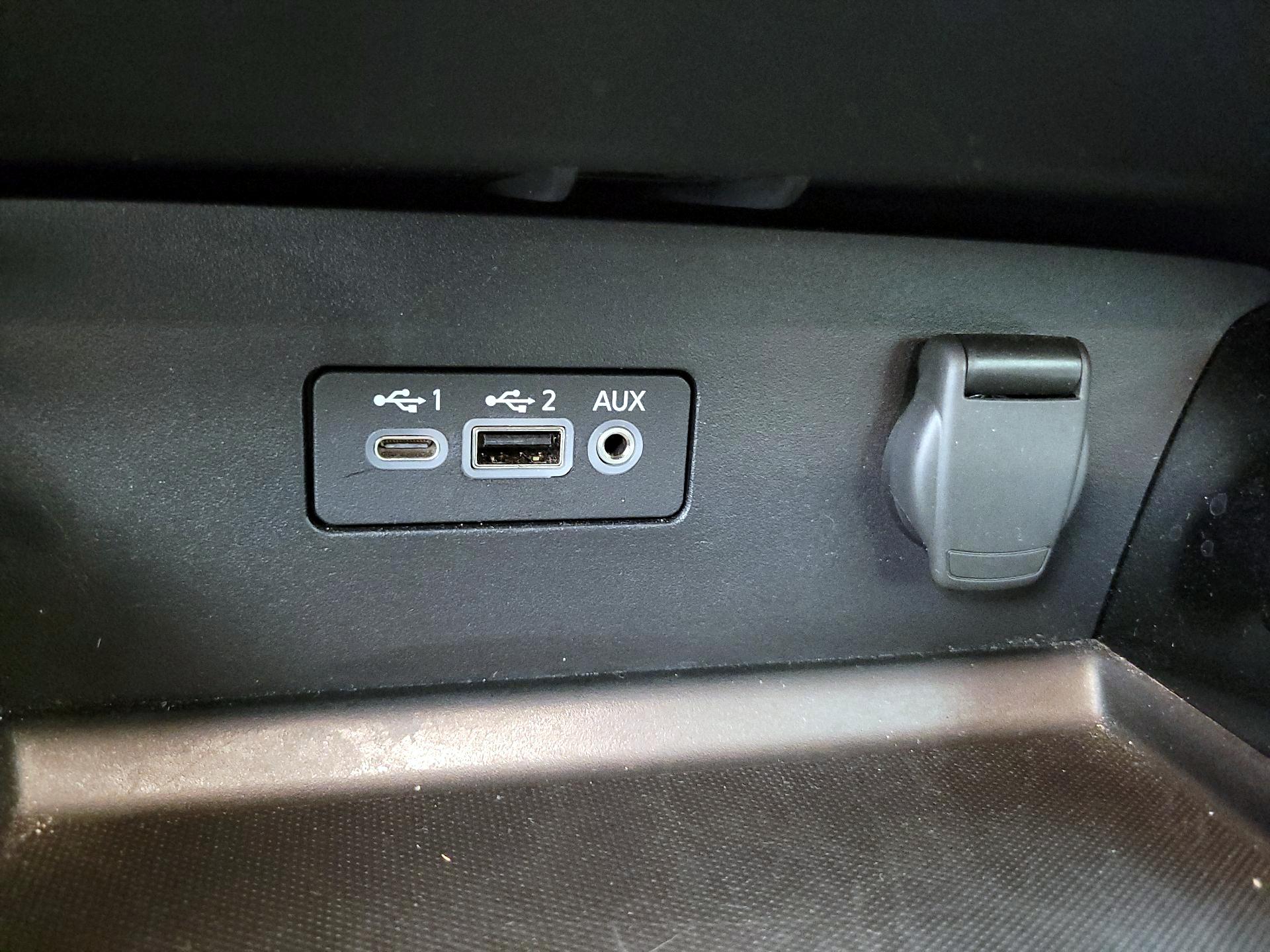 Thumbnail: 2023 Nissan Altima - 18