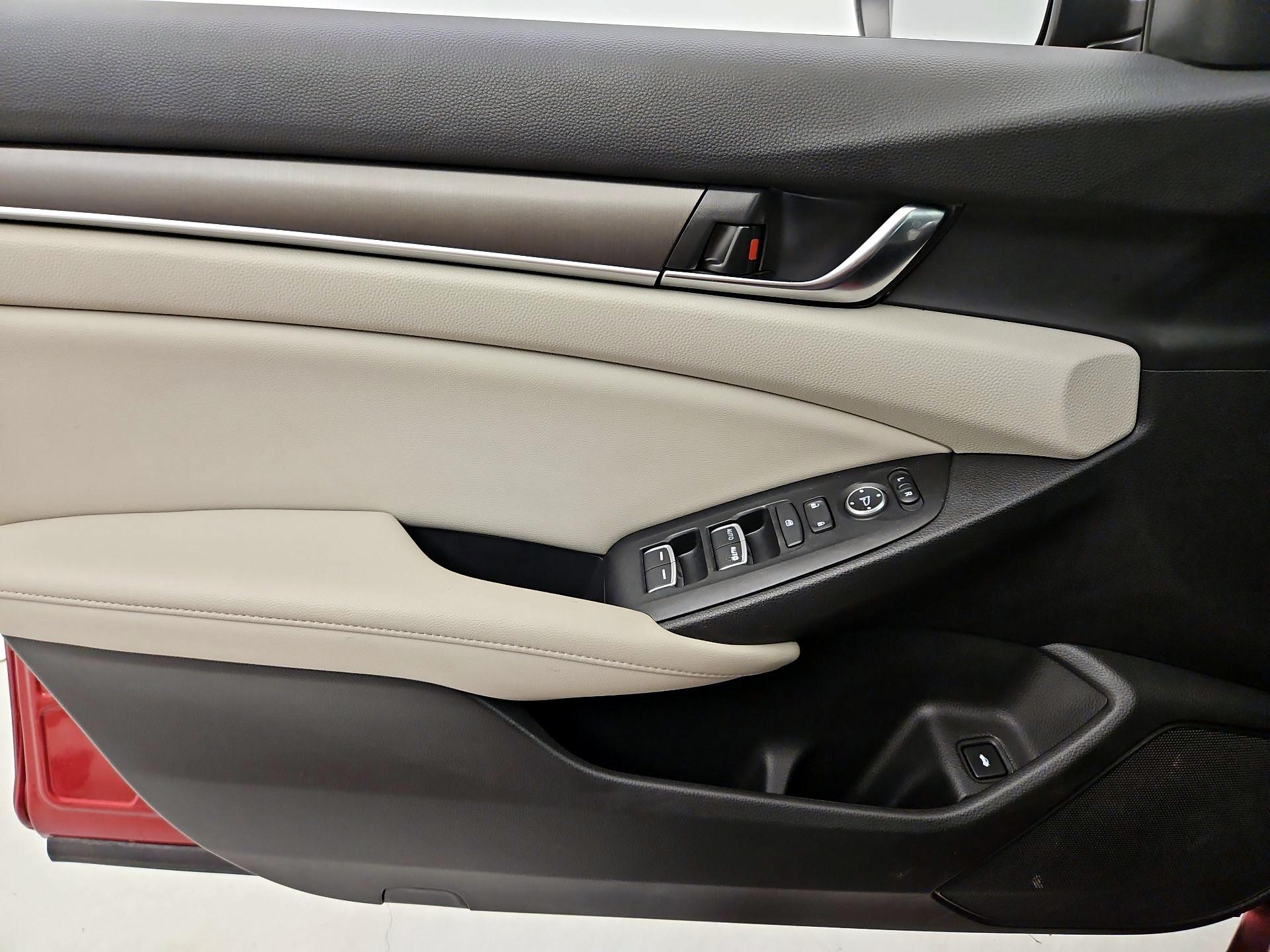 Thumbnail: 2021 Honda Accord - 12