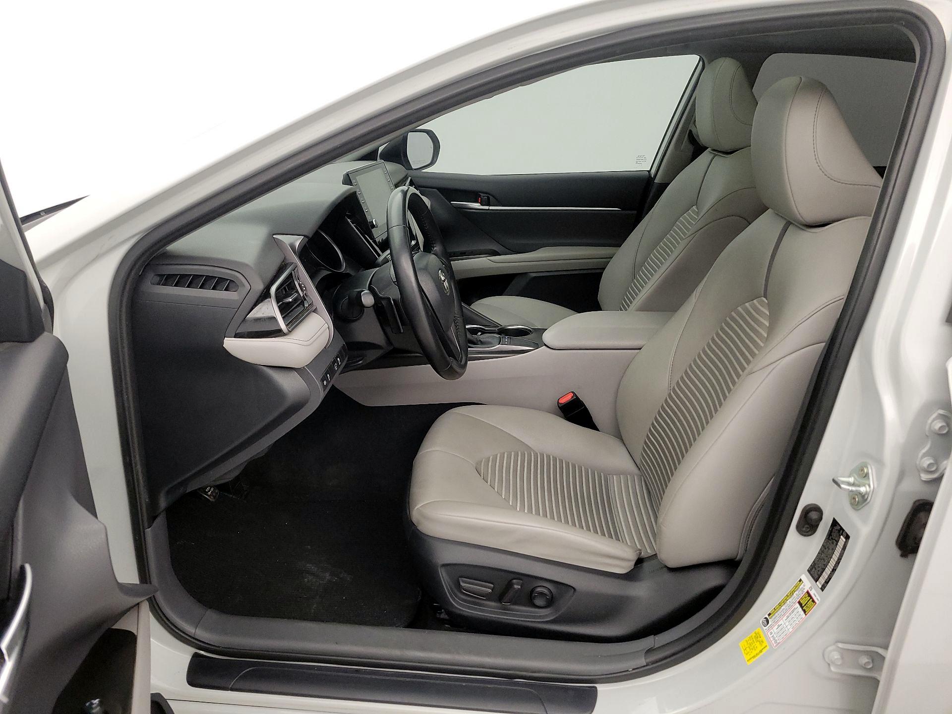 Thumbnail: 2023 Toyota Camry - 11