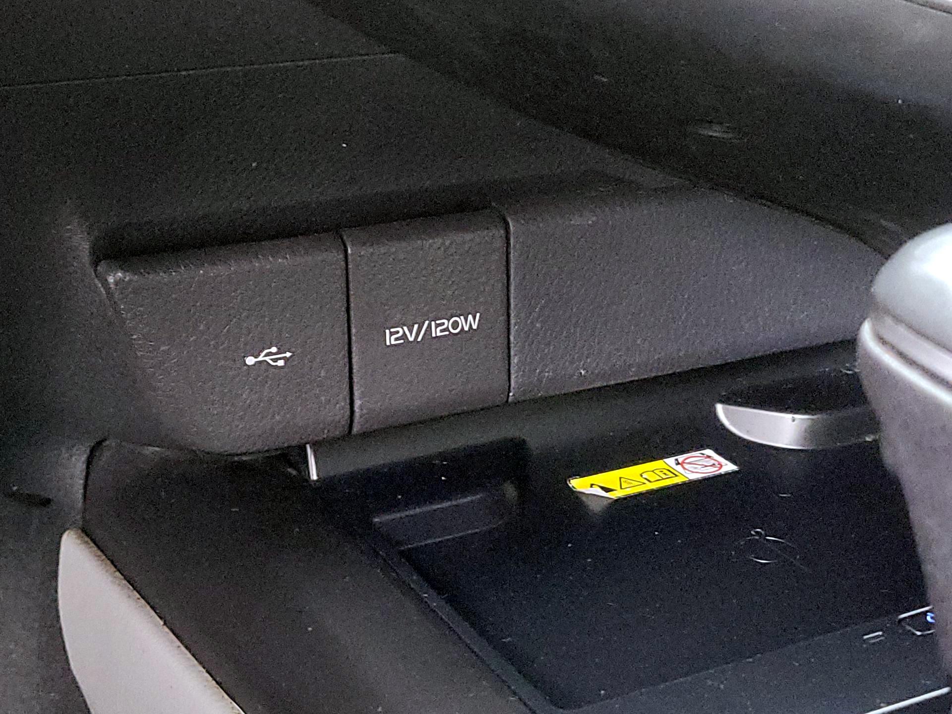 Thumbnail: 2023 Toyota Camry - 18