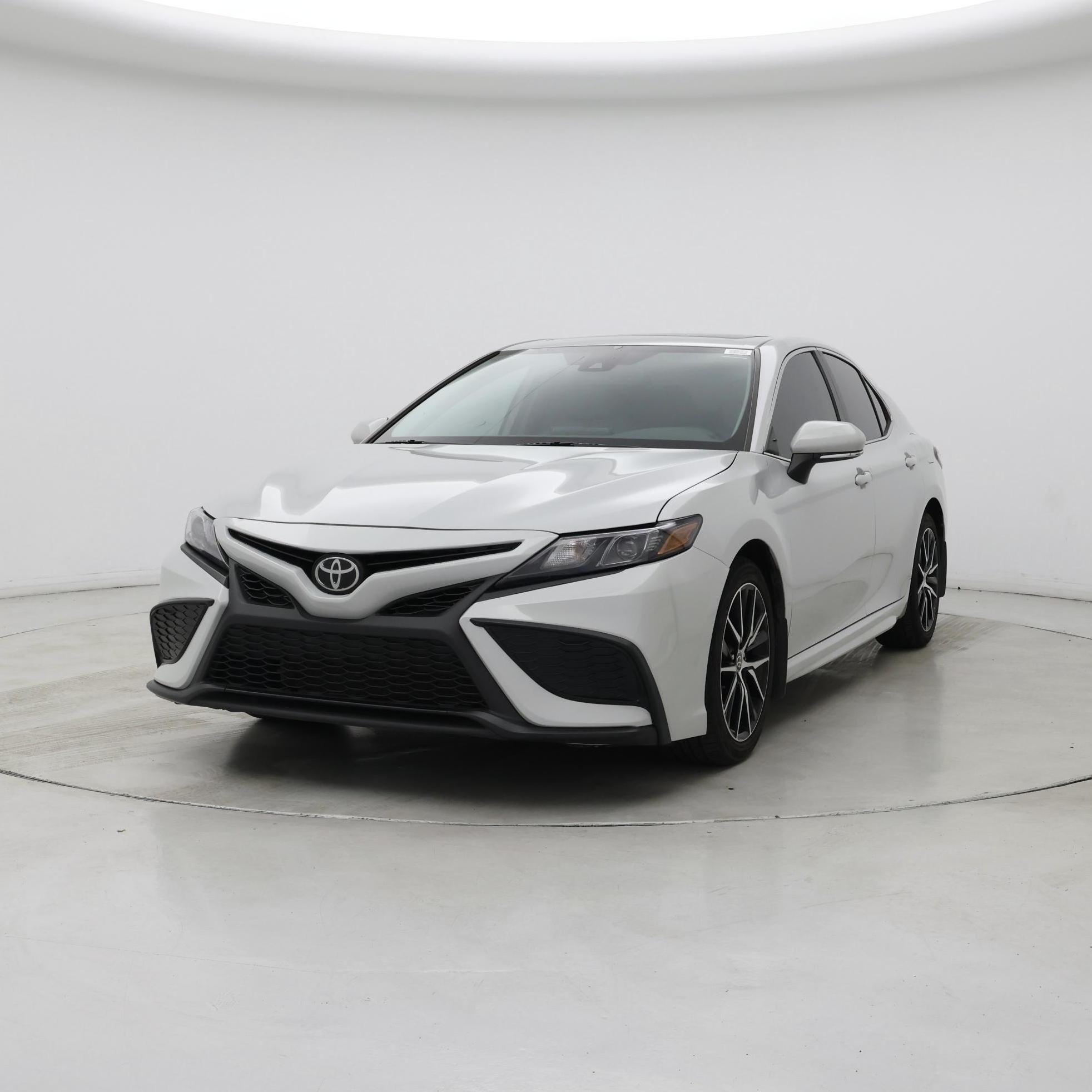 Thumbnail: 2023 Toyota Camry - 4