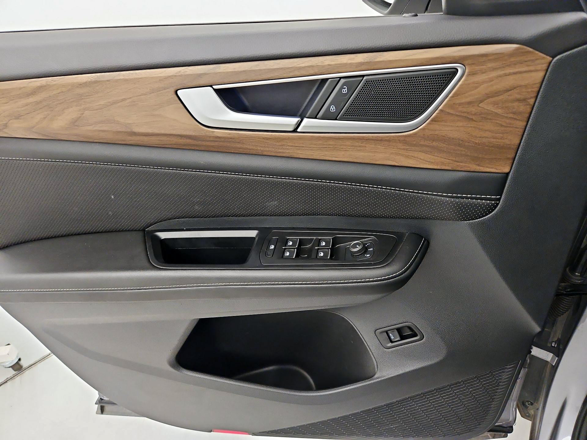 Thumbnail: 2024 Volkswagen Atlas - 12