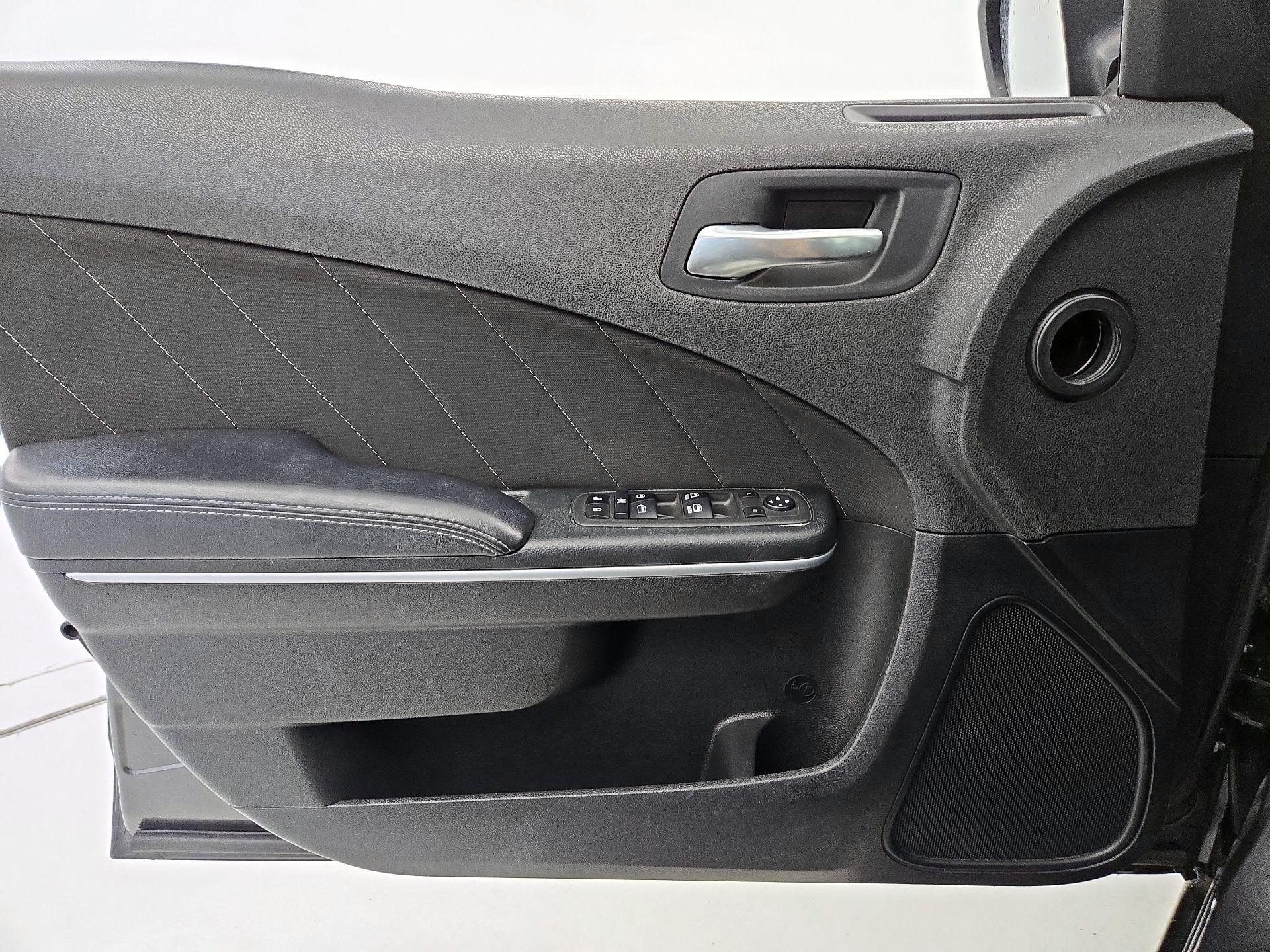 Thumbnail: 2022 Dodge Charger - 12