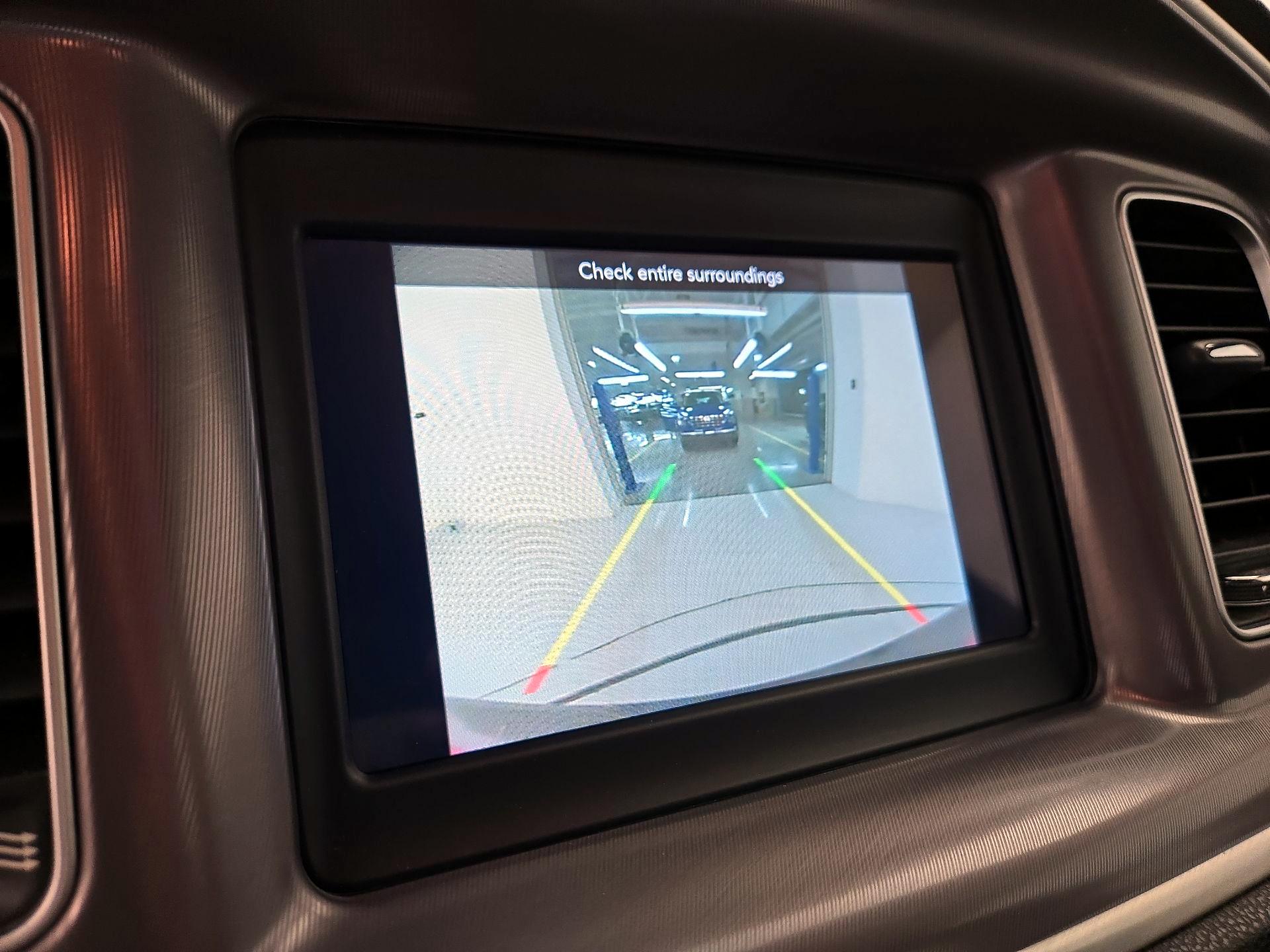 Thumbnail: 2022 Dodge Charger - 14