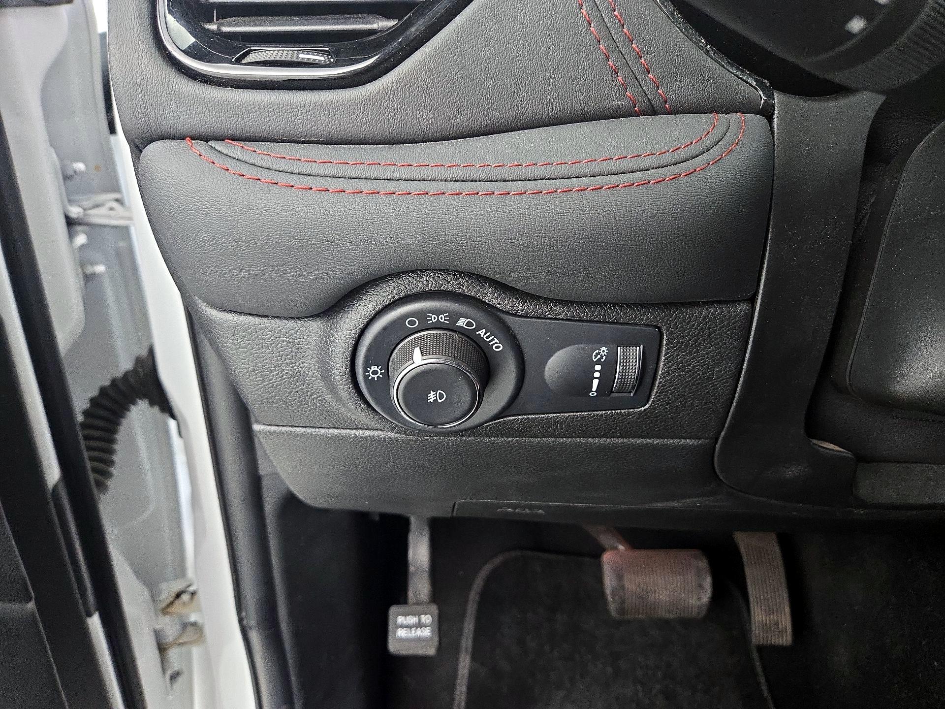 Thumbnail: 2023 Dodge Durango - 13