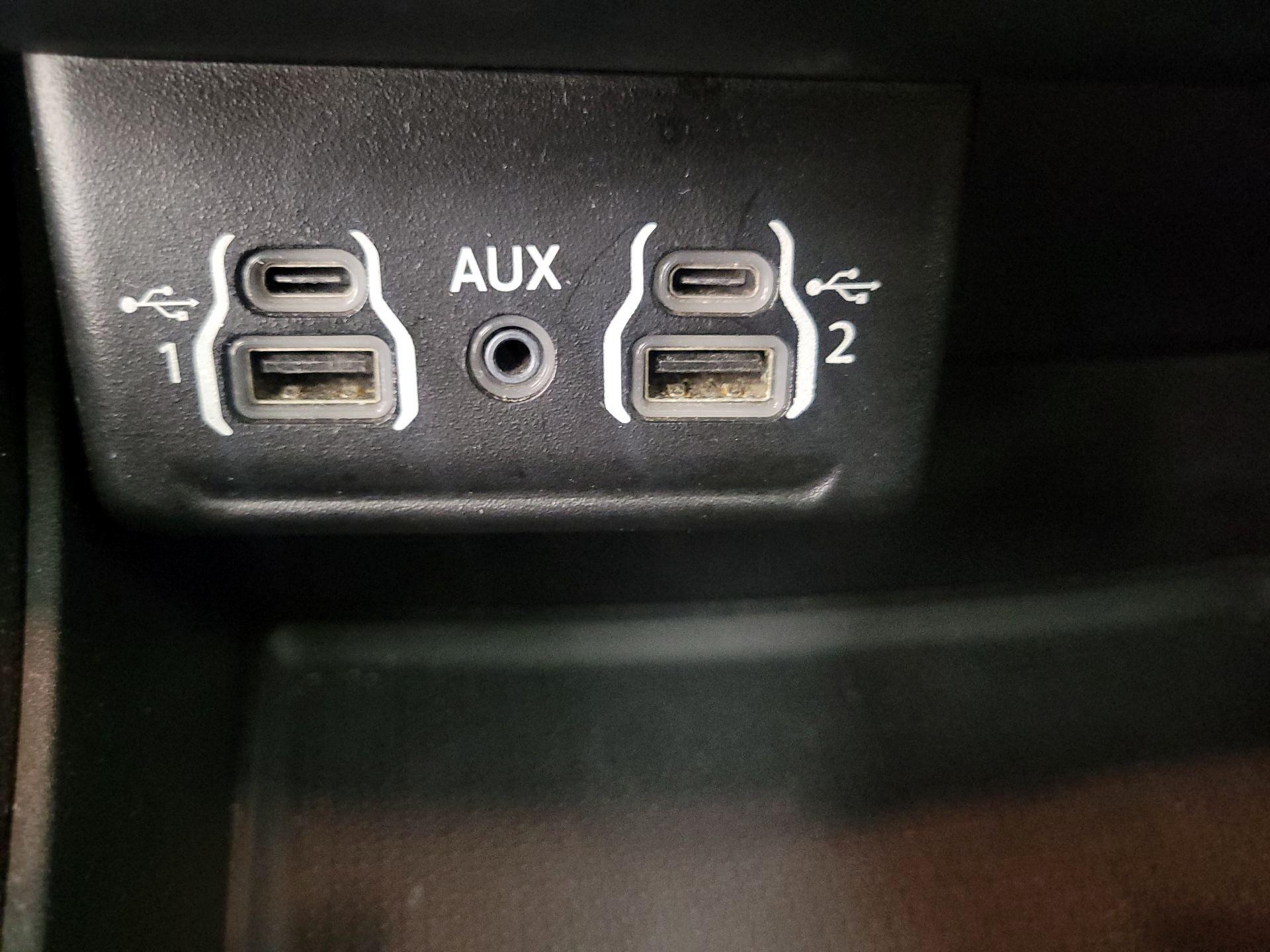 Thumbnail: 2023 Dodge Durango - 19