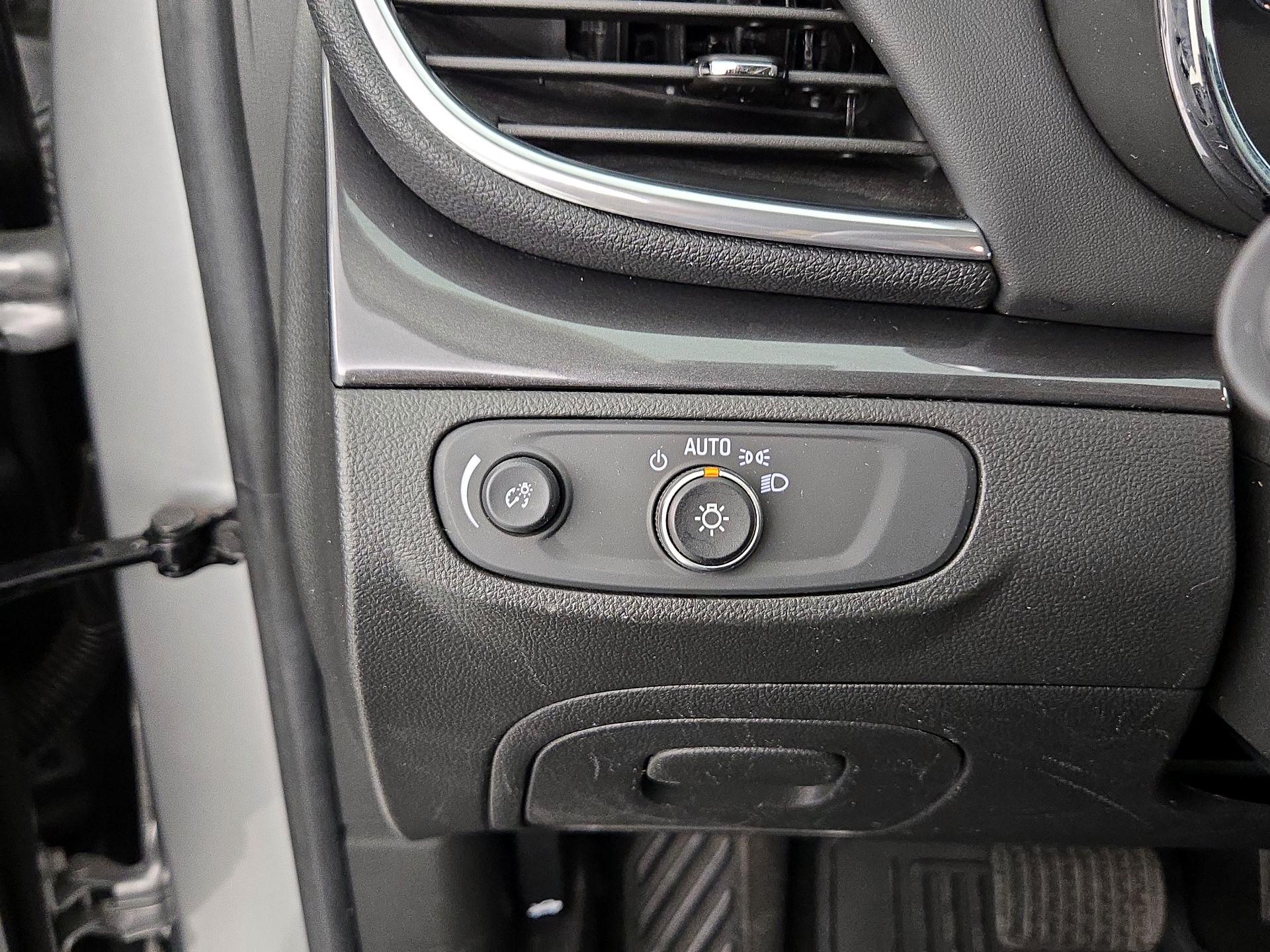 Thumbnail: 2022 Buick Encore - 13