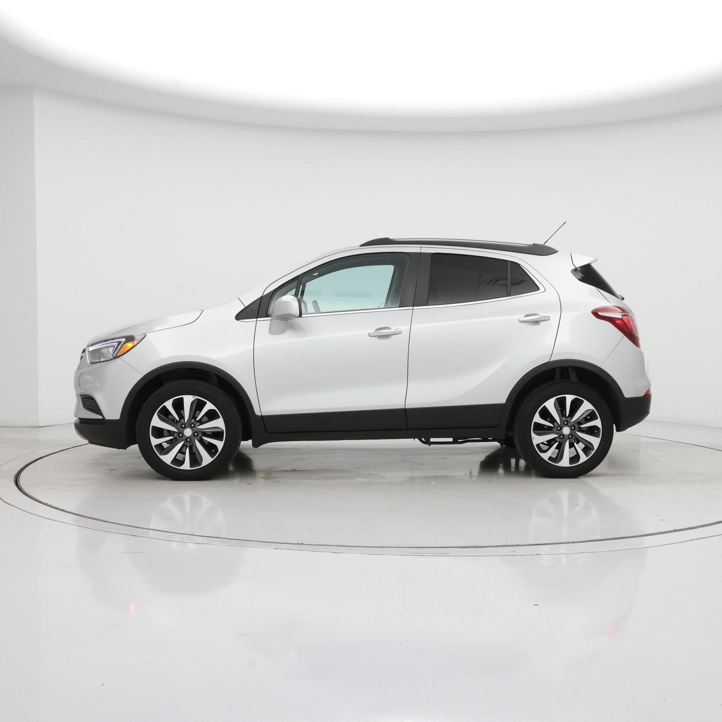 Thumbnail: 2022 Buick Encore - 3