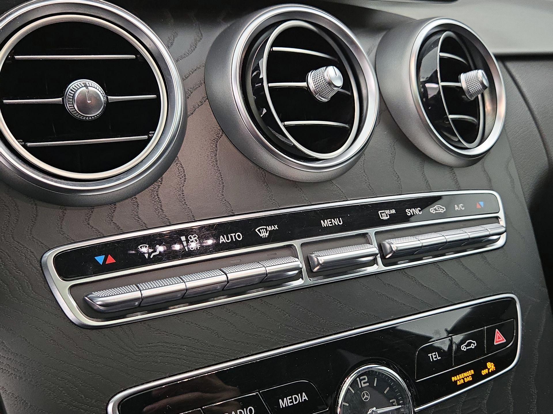 Thumbnail: 2021 Mercedes-Benz C-Class - 16