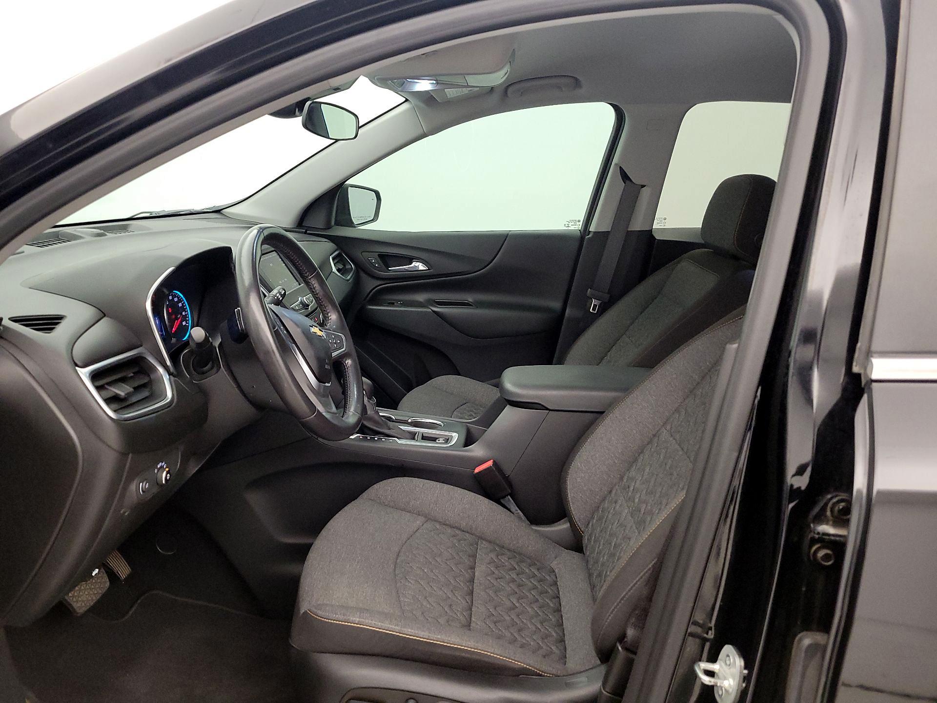 Thumbnail: 2022 Chevrolet Equinox - 11