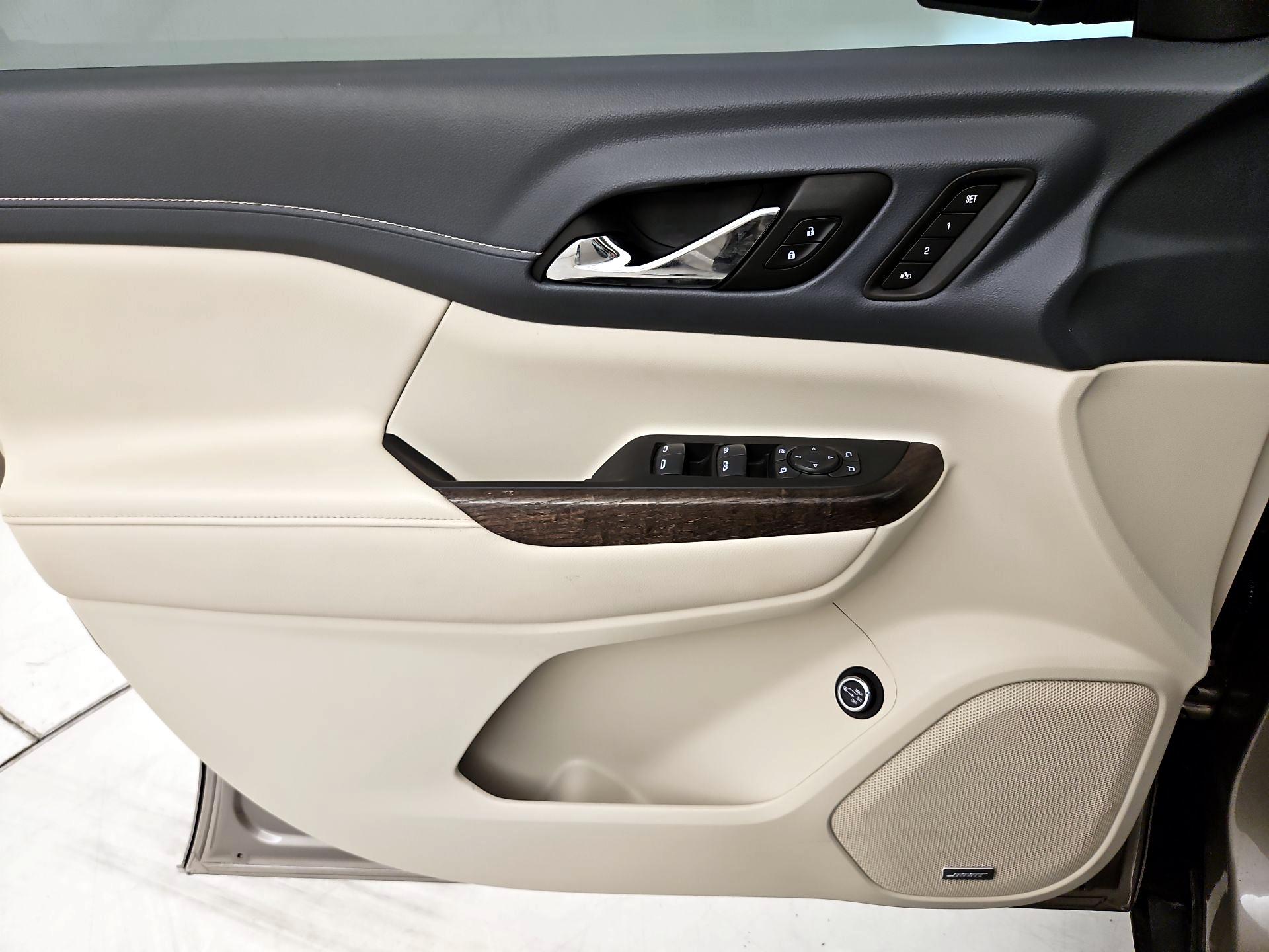 Thumbnail: 2022 GMC Acadia - 12