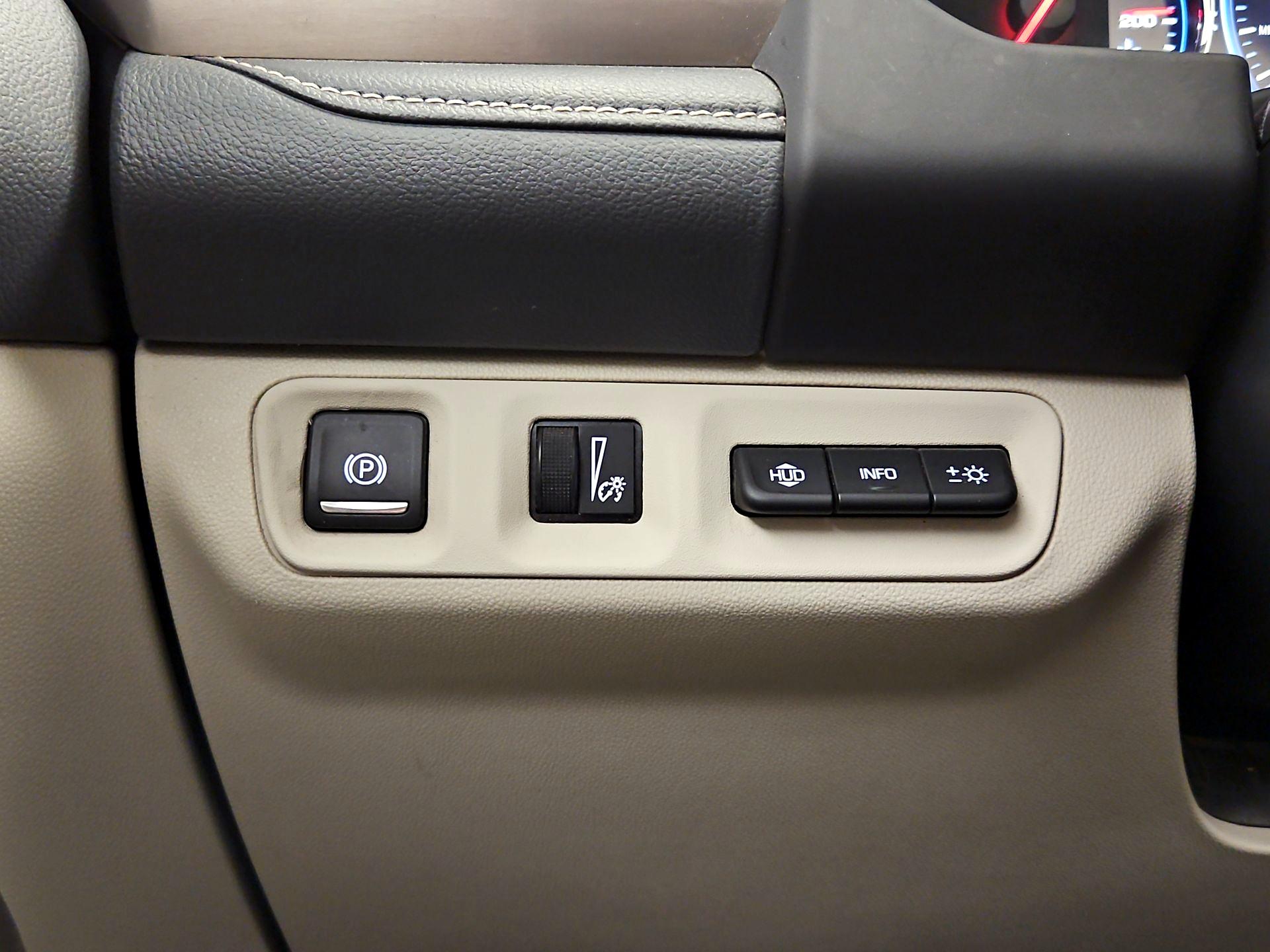 Thumbnail: 2022 GMC Acadia - 13