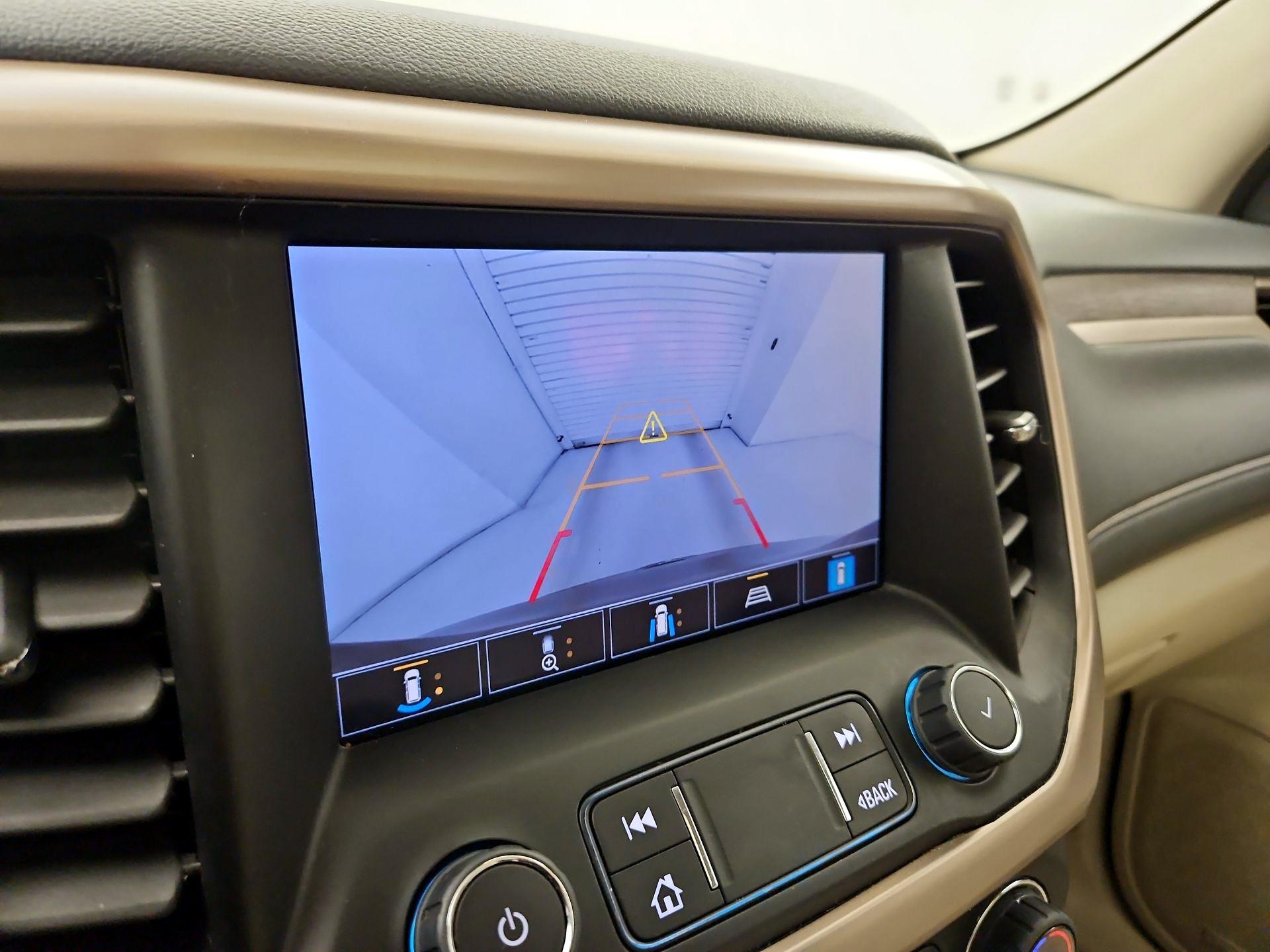 Thumbnail: 2022 GMC Acadia - 14