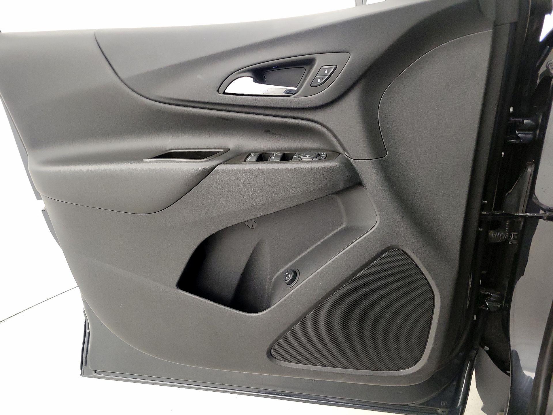 Thumbnail: 2023 Chevrolet Equinox - 12