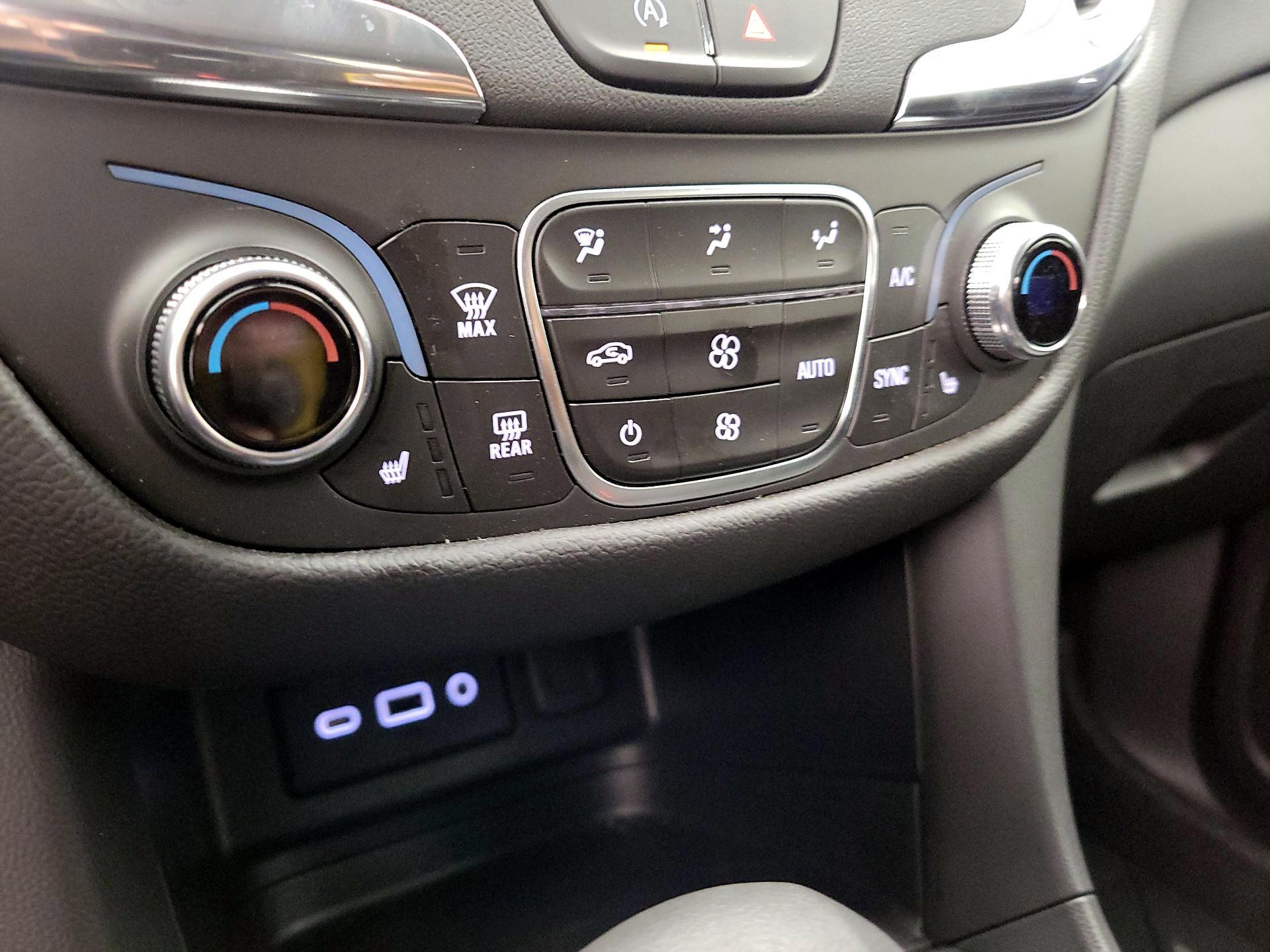 Thumbnail: 2023 Chevrolet Equinox - 16