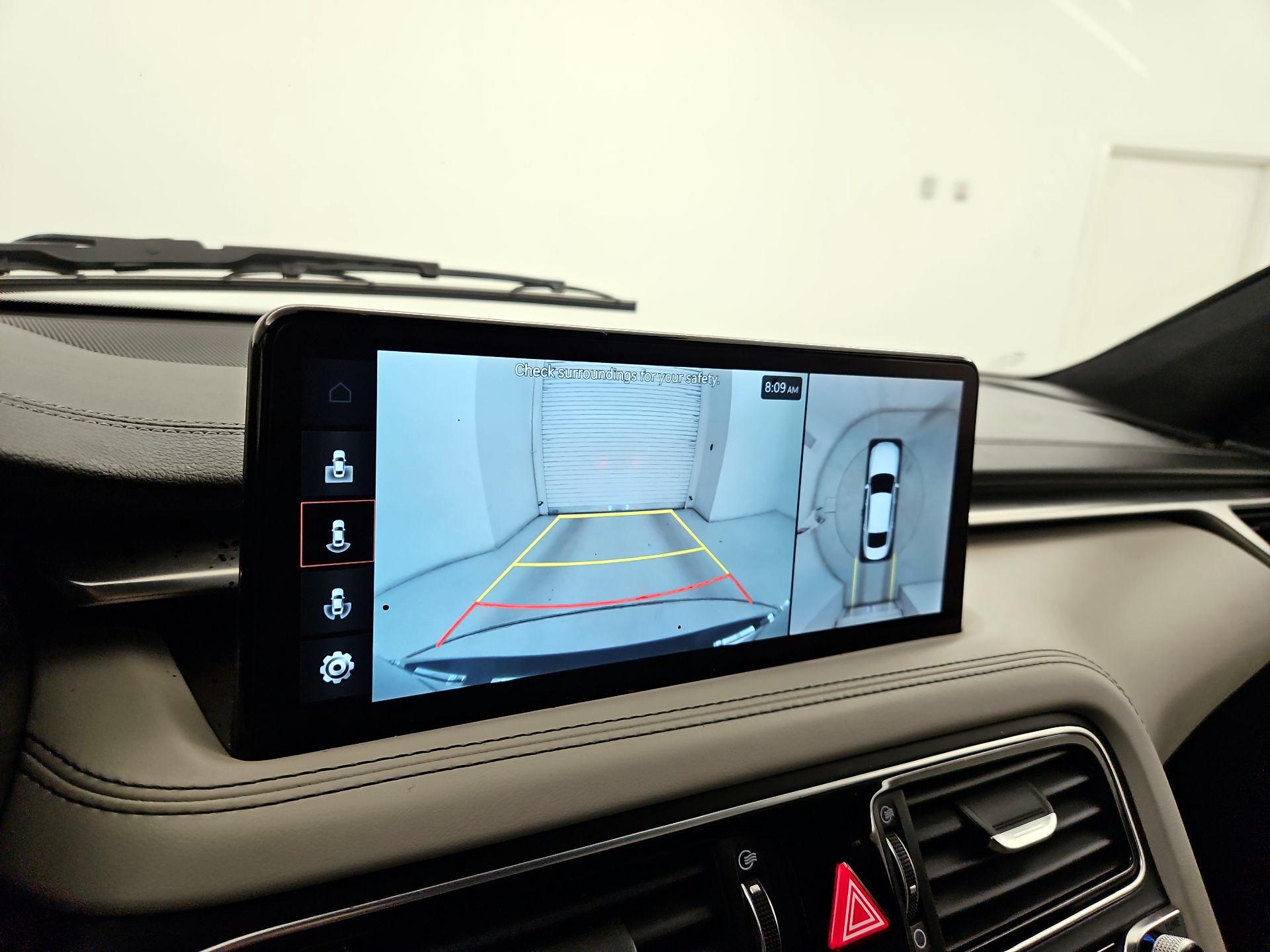 Thumbnail: 2023 Genesis G70 - 15