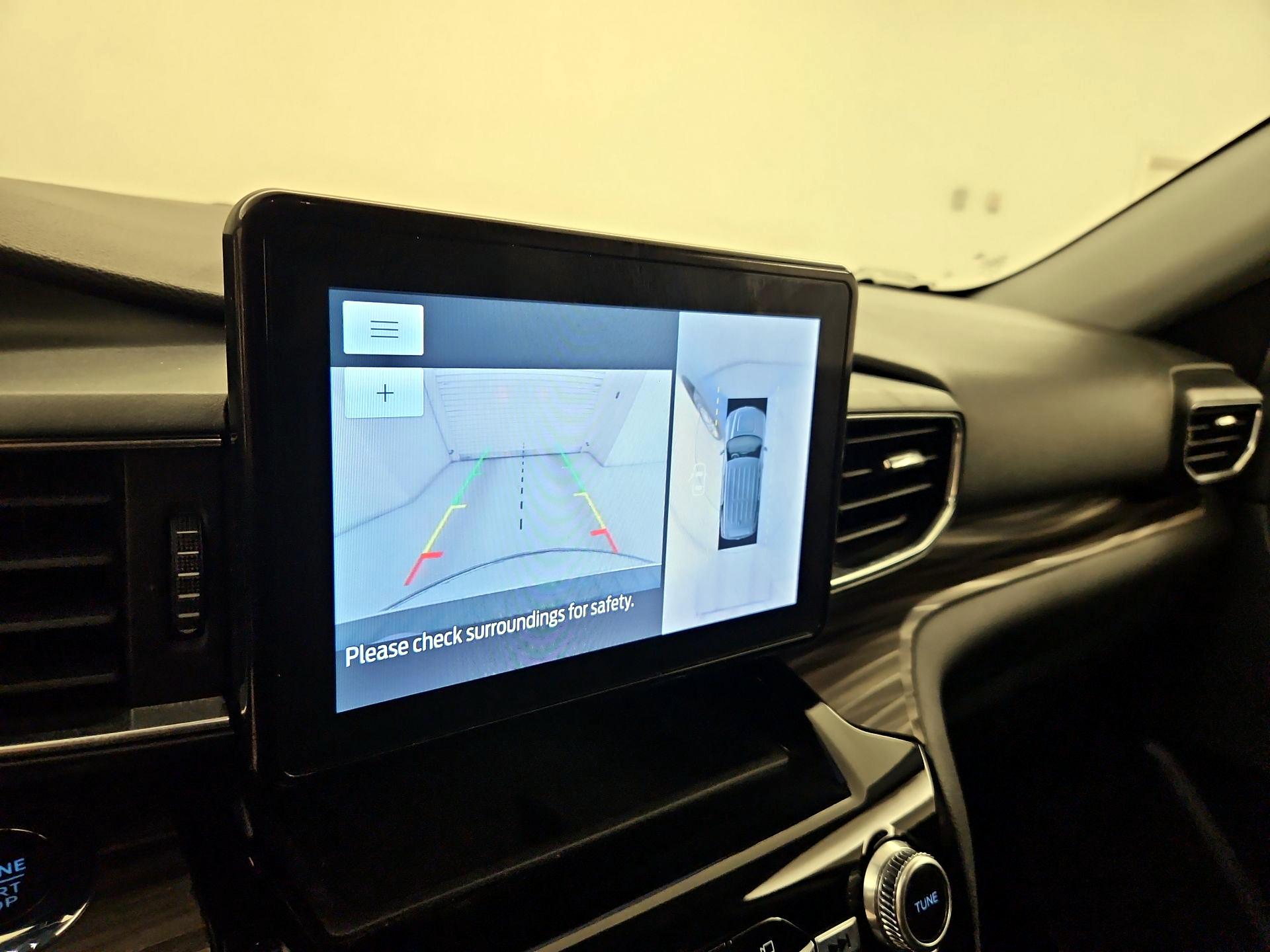 Thumbnail: 2023 Ford Explorer - 15