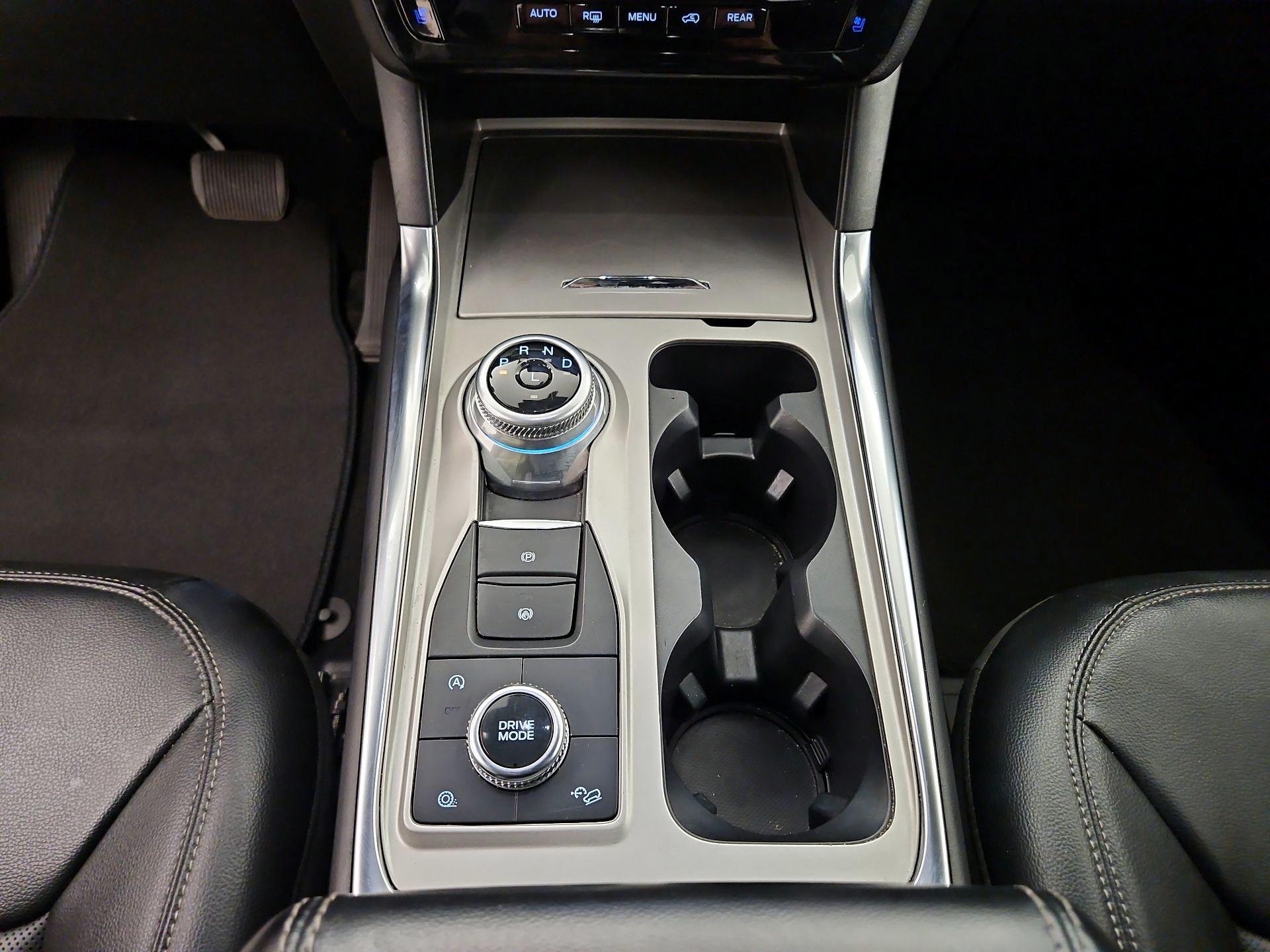 Thumbnail: 2023 Ford Explorer - 18