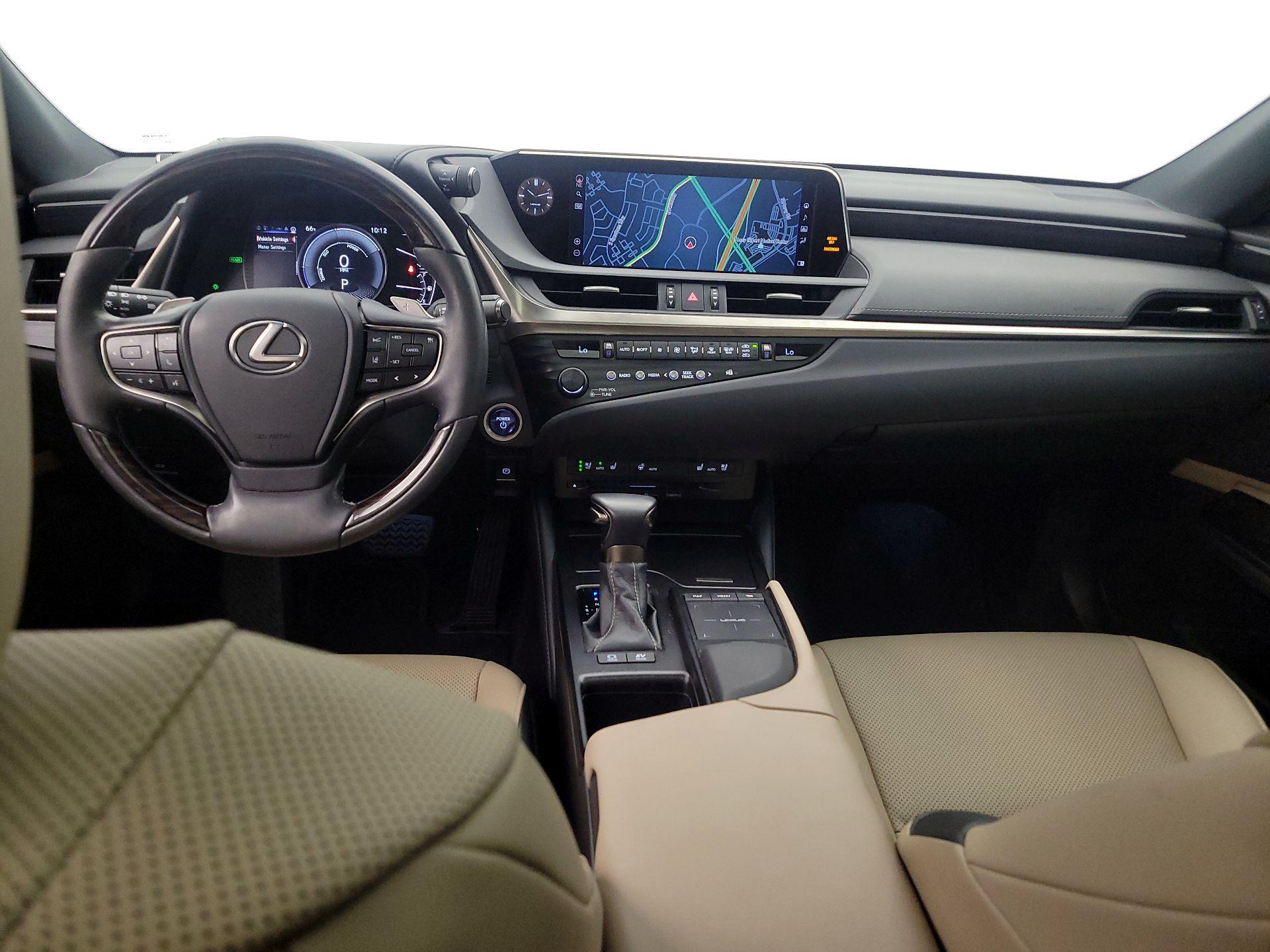 Thumbnail: 2020 Lexus ES - 9