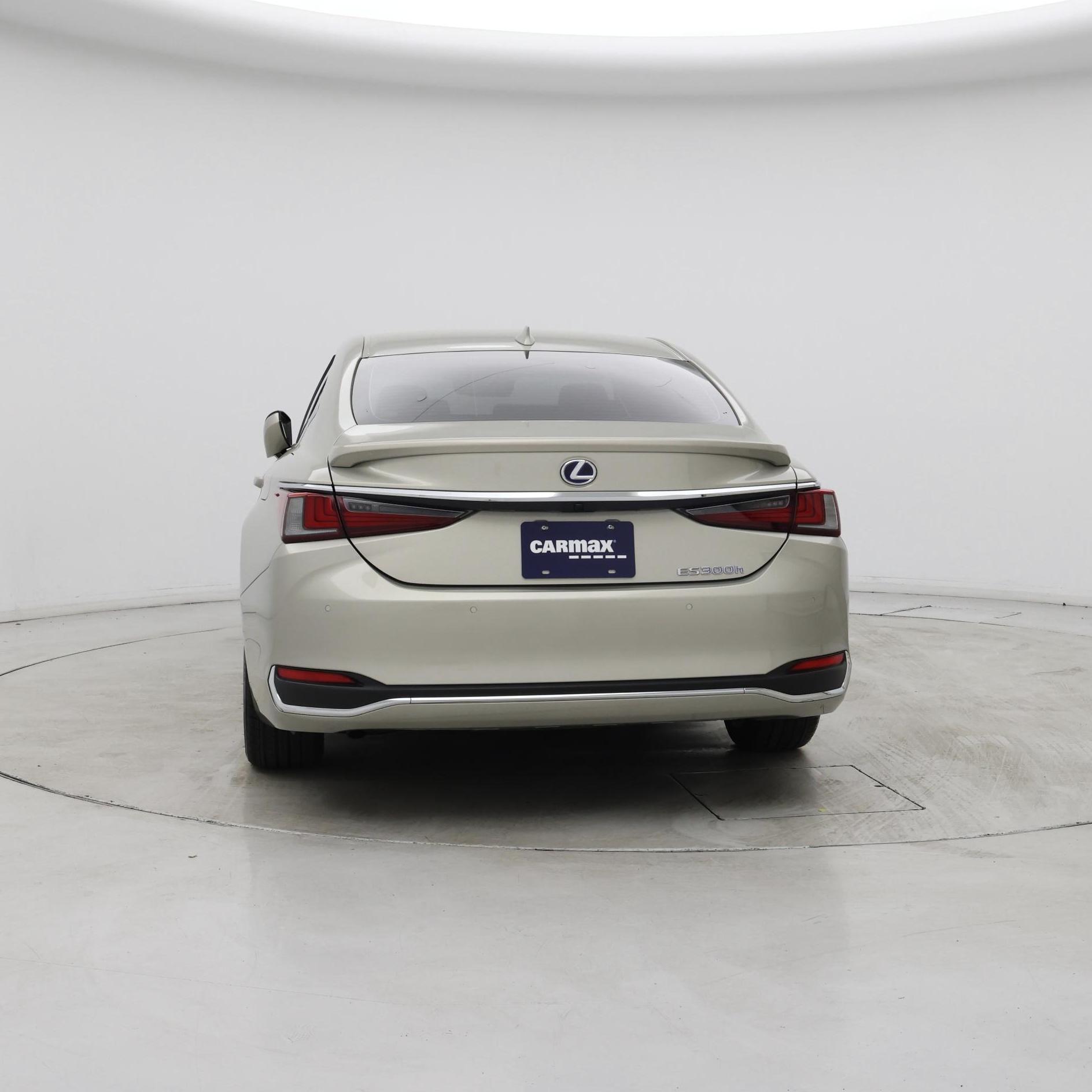 Thumbnail: 2020 Lexus ES - 6