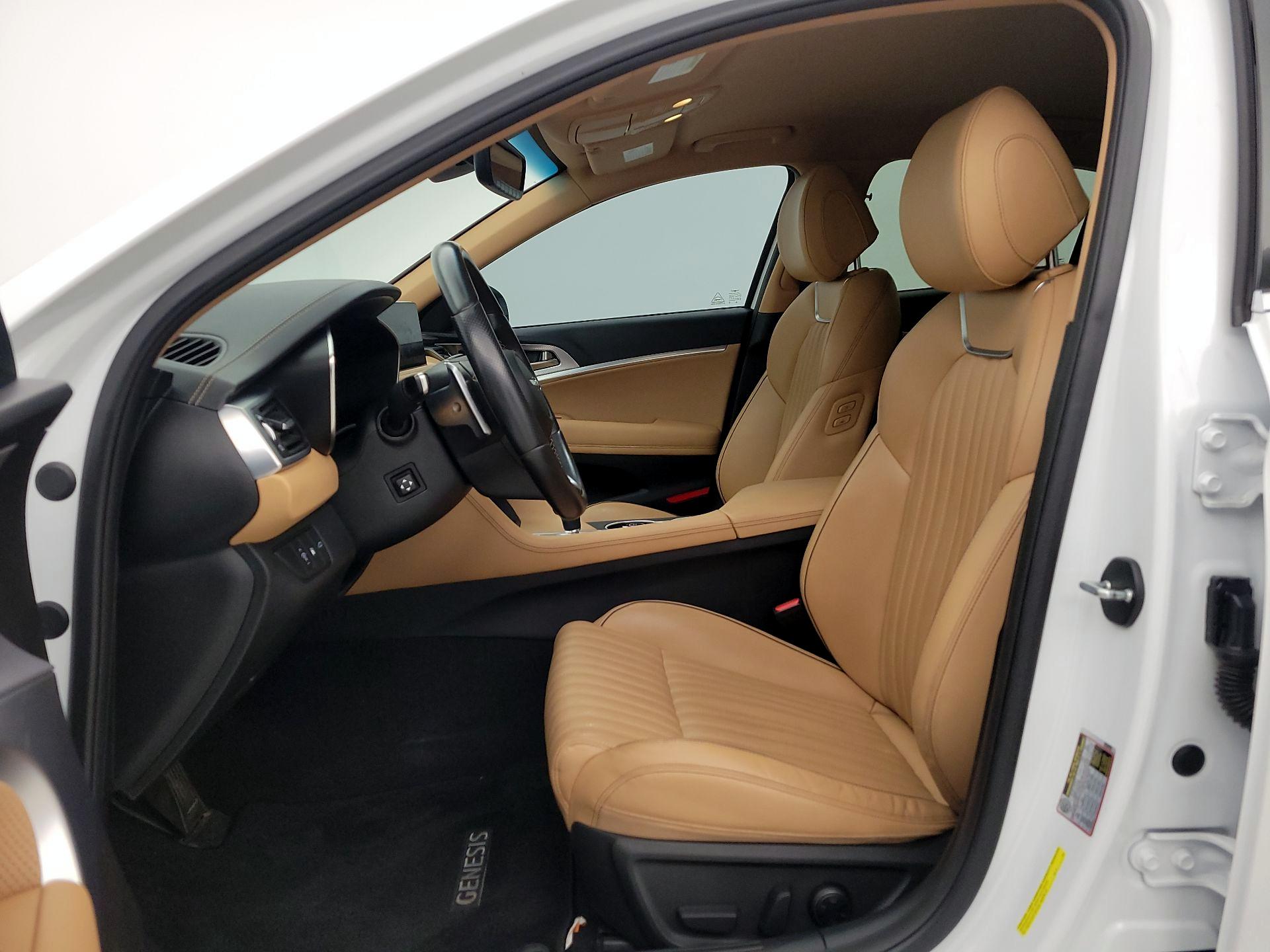 Thumbnail: 2022 Genesis G70 - 11