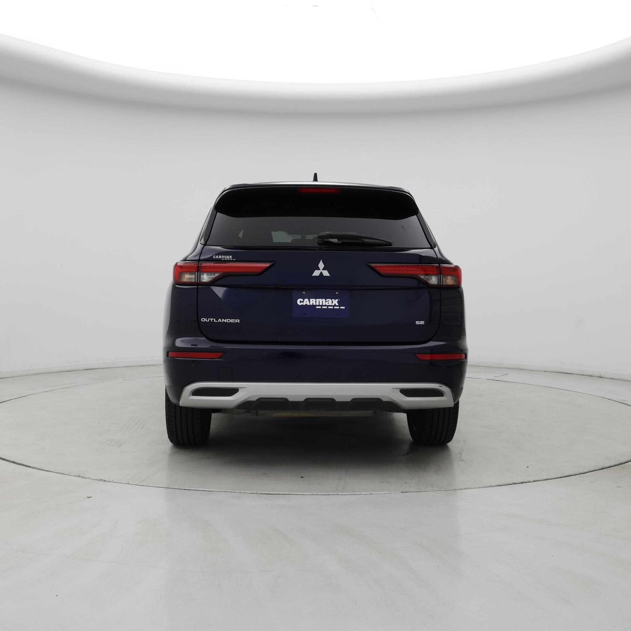 Thumbnail: 2023 Mitsubishi Outlander - 6