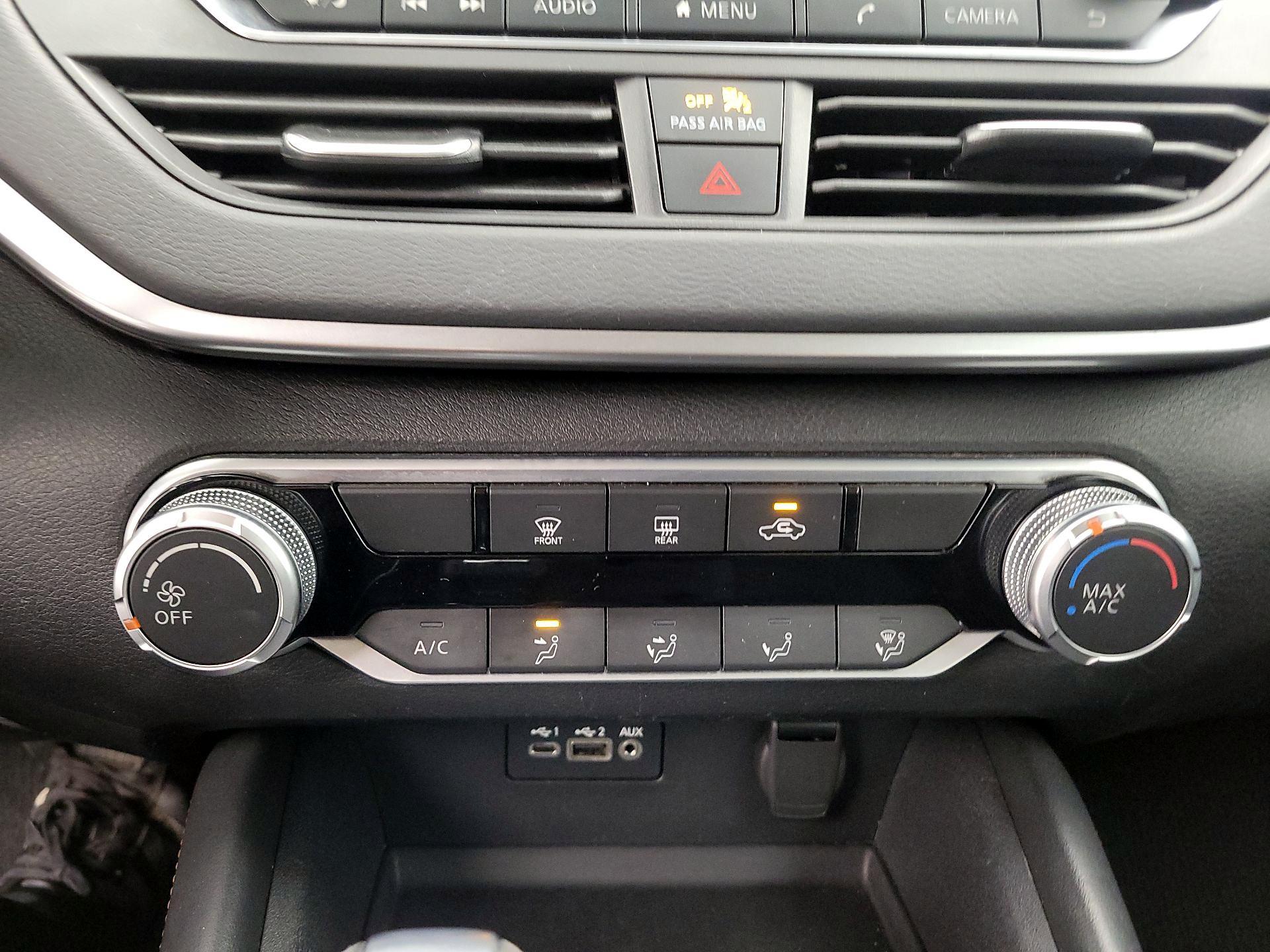 Thumbnail: 2021 Nissan Altima - 16