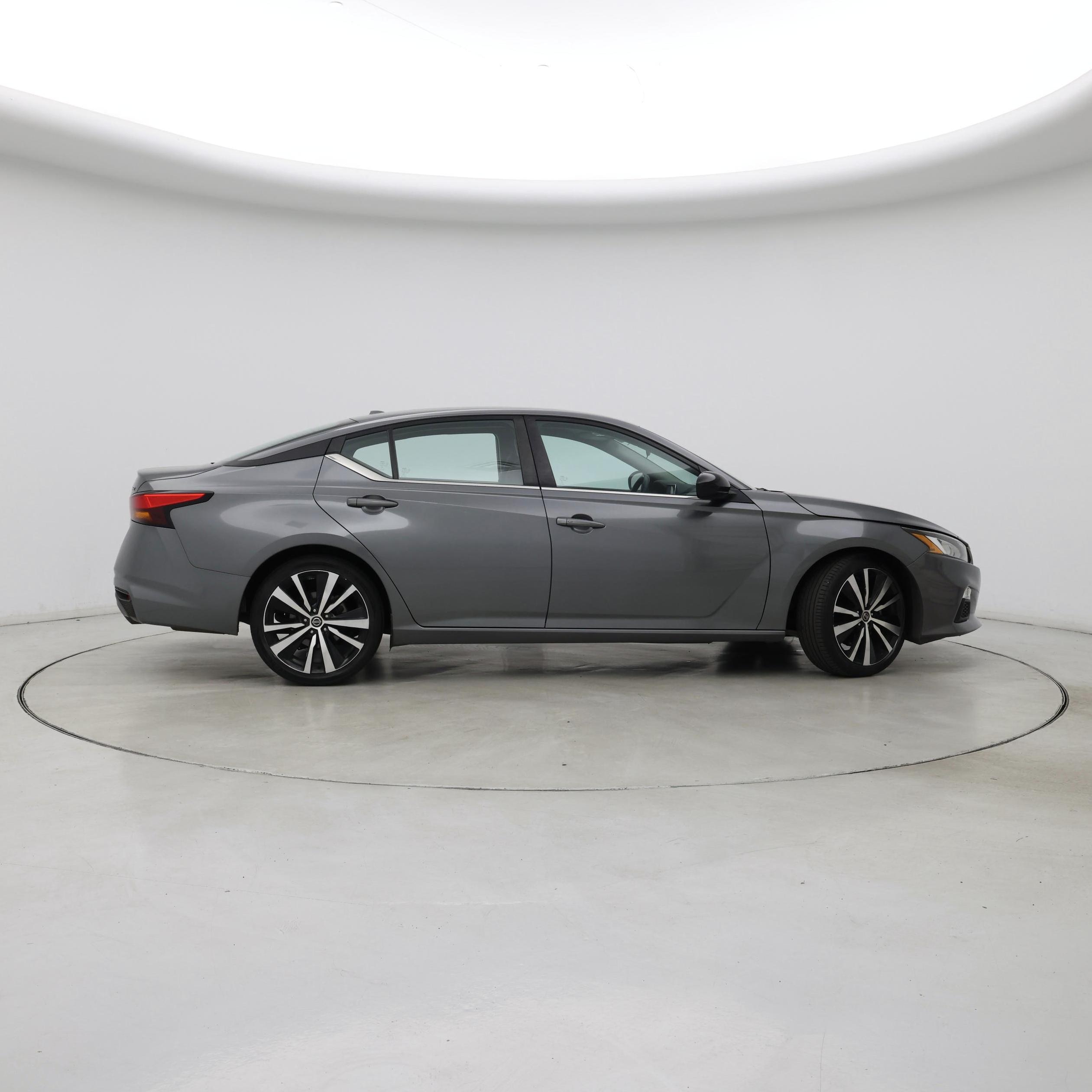 Thumbnail: 2021 Nissan Altima - 7