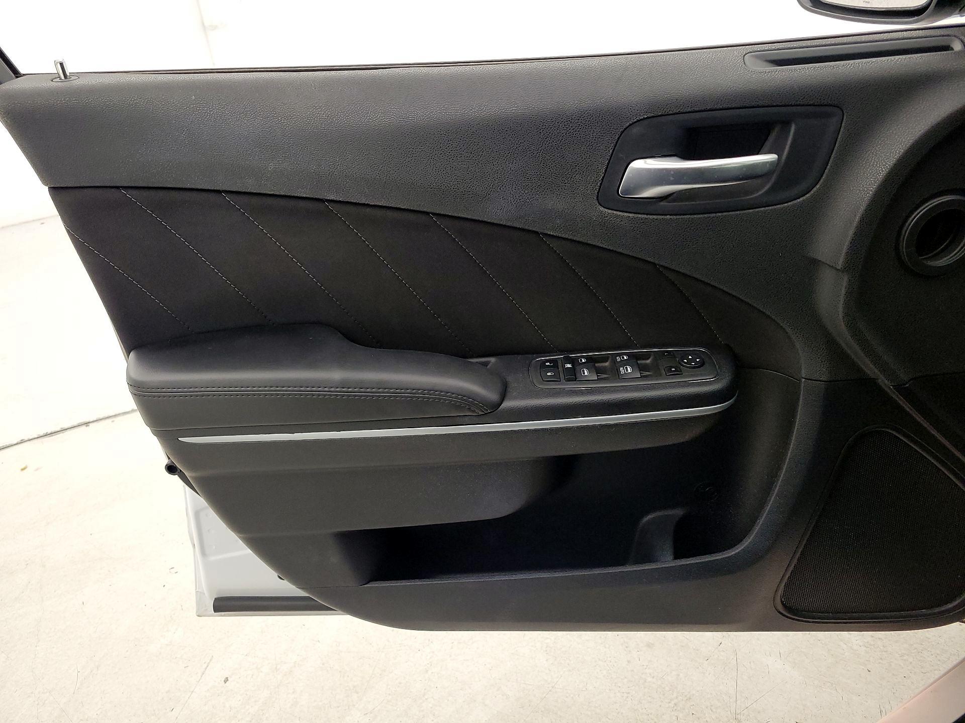 Thumbnail: 2022 Dodge Charger - 12