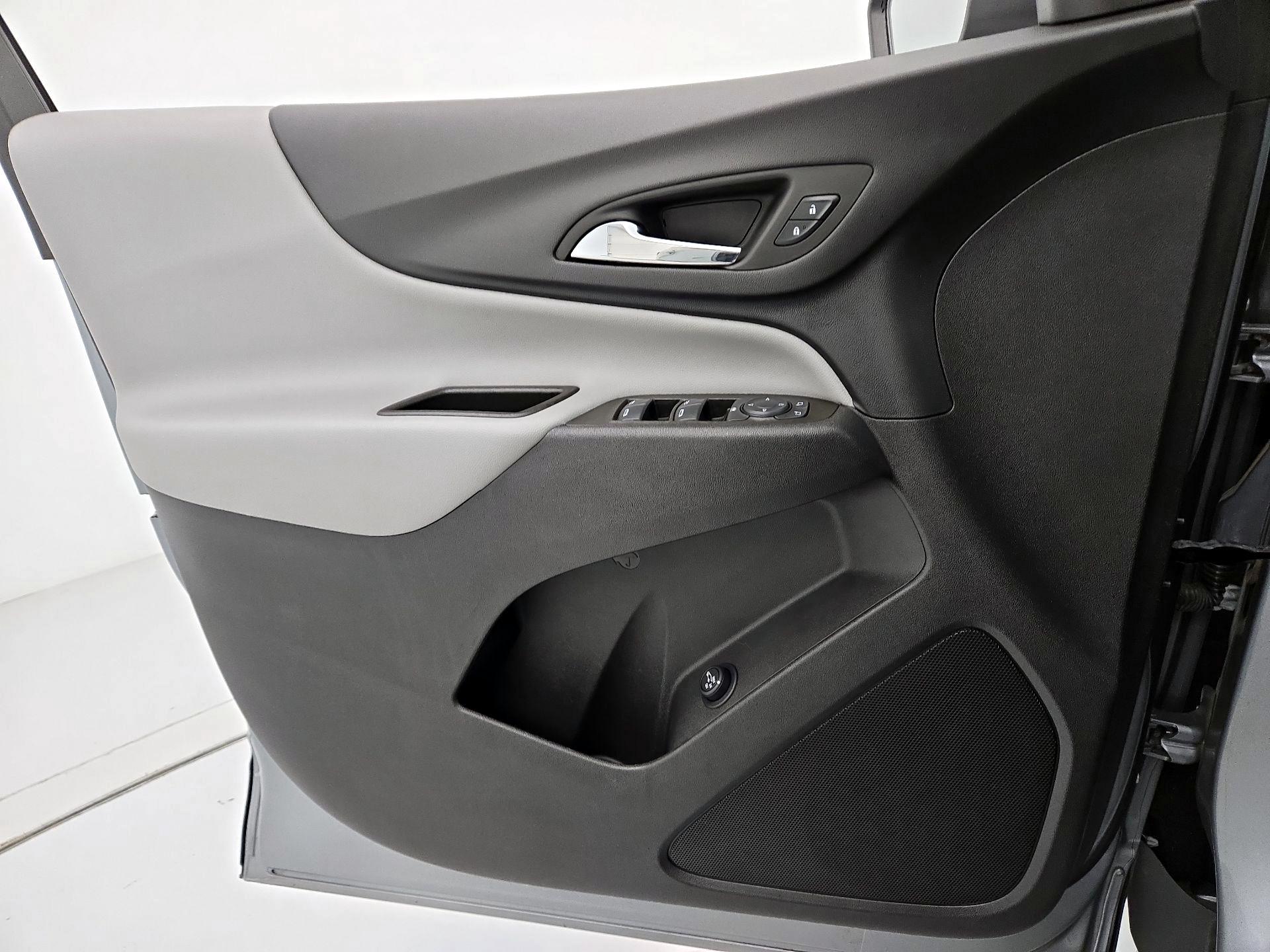 Thumbnail: 2023 Chevrolet Equinox - 12