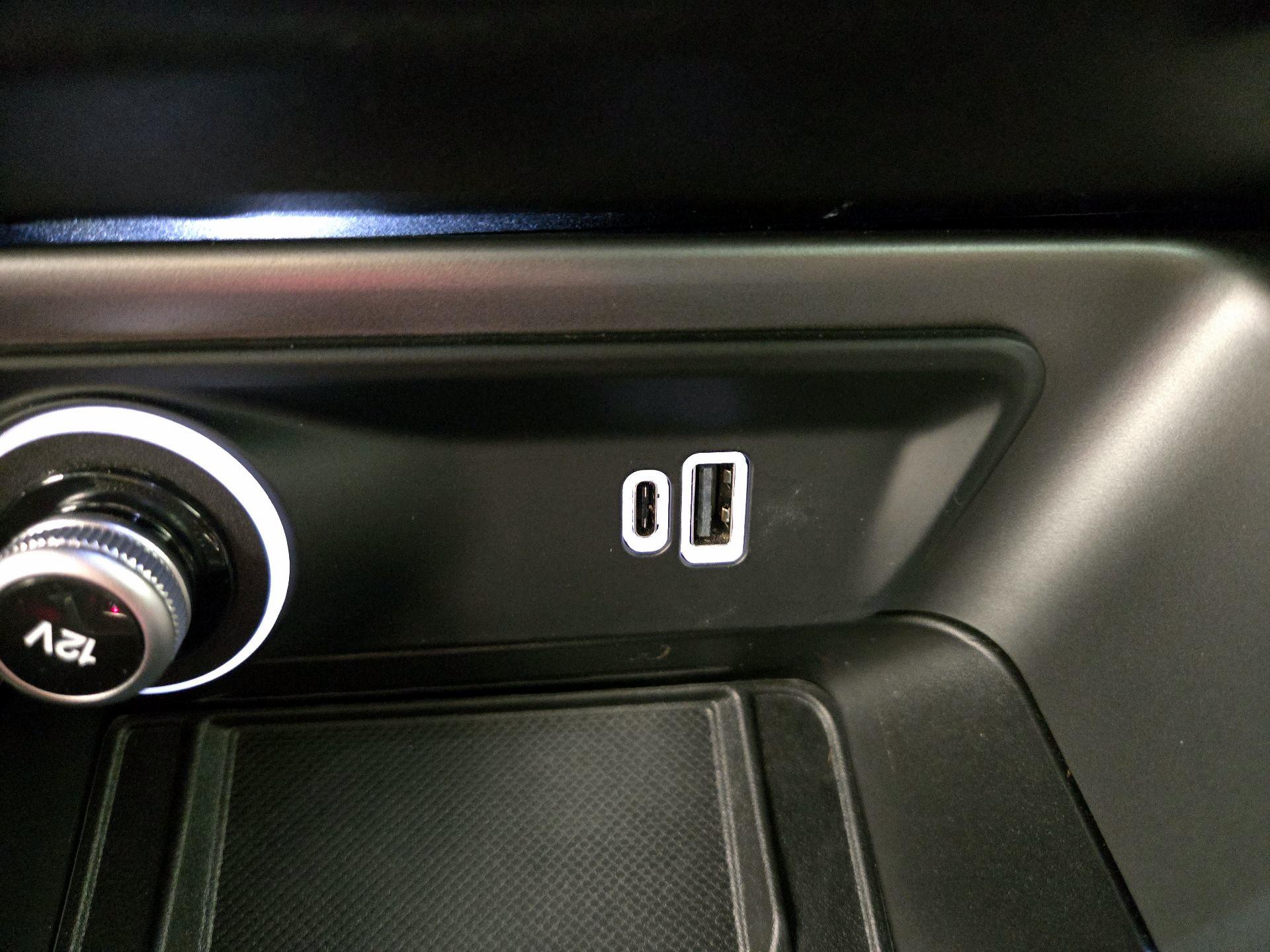 Thumbnail: 2024 Dodge Hornet - 19