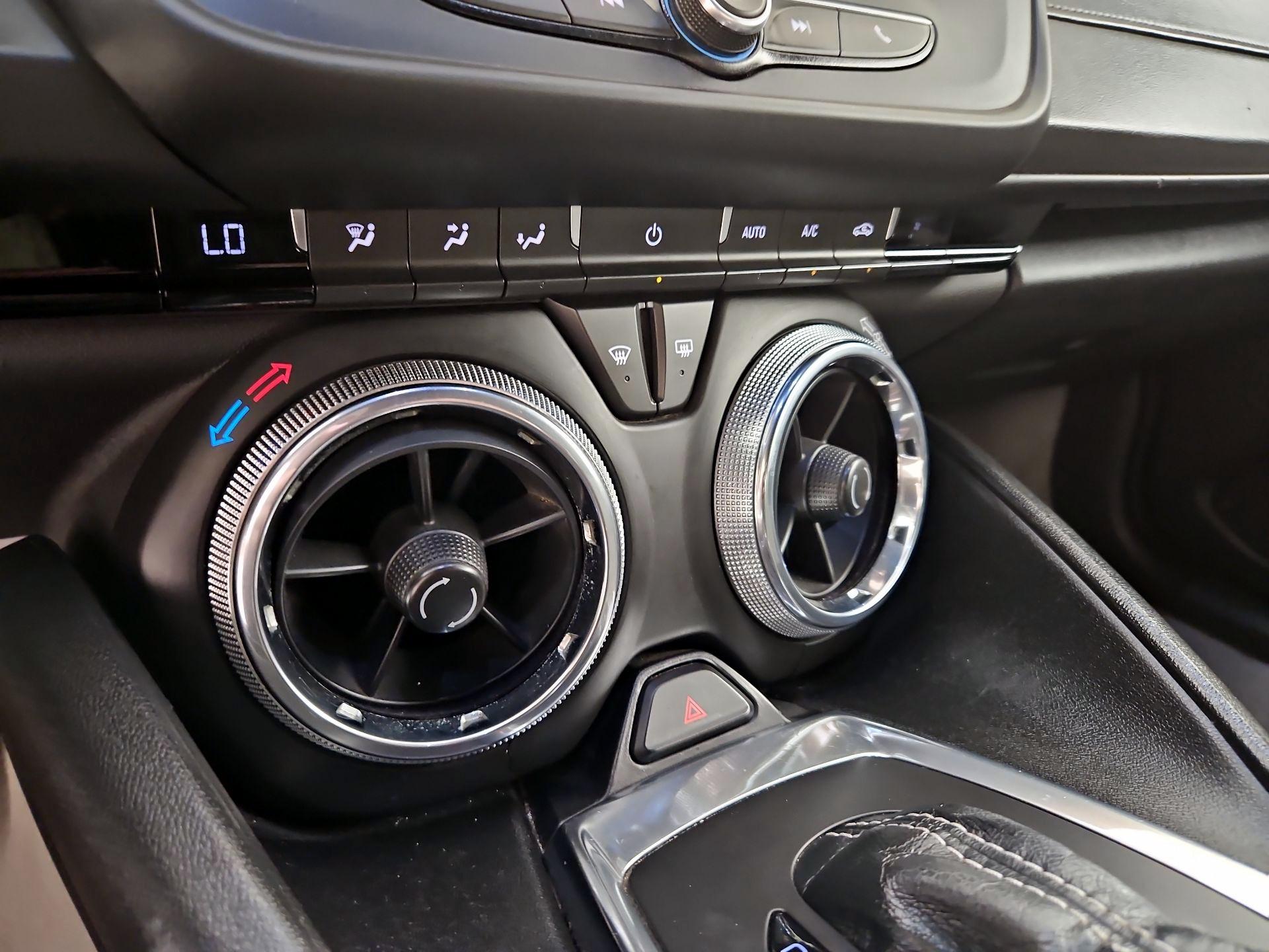 Thumbnail: 2020 Chevrolet Camaro - 15