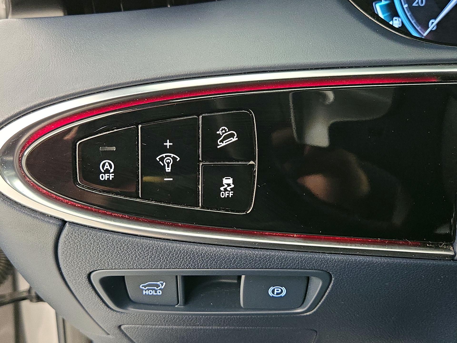 Thumbnail: 2023 Genesis GV70 - 13