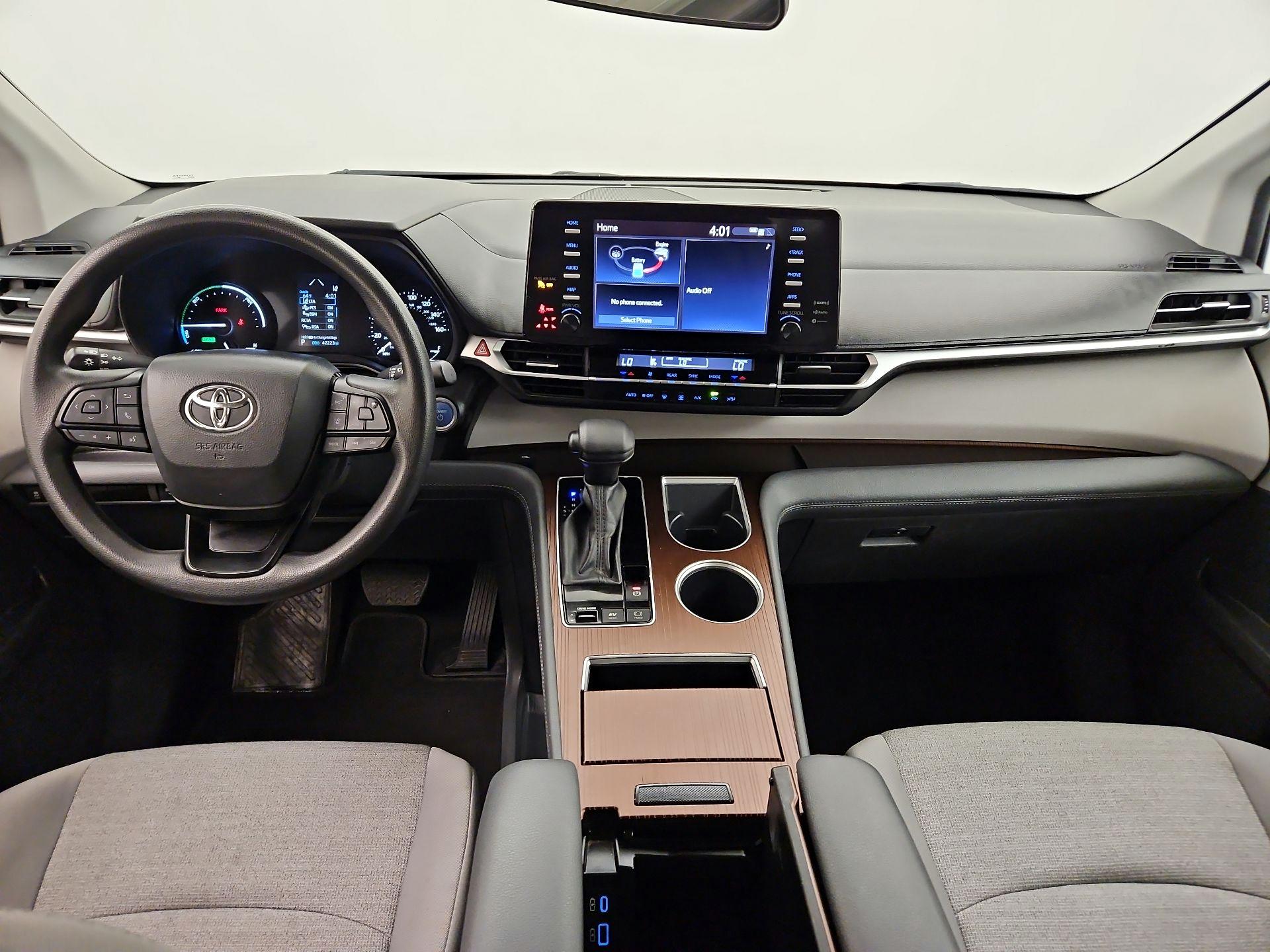 Thumbnail: 2024 Toyota Sienna - 9