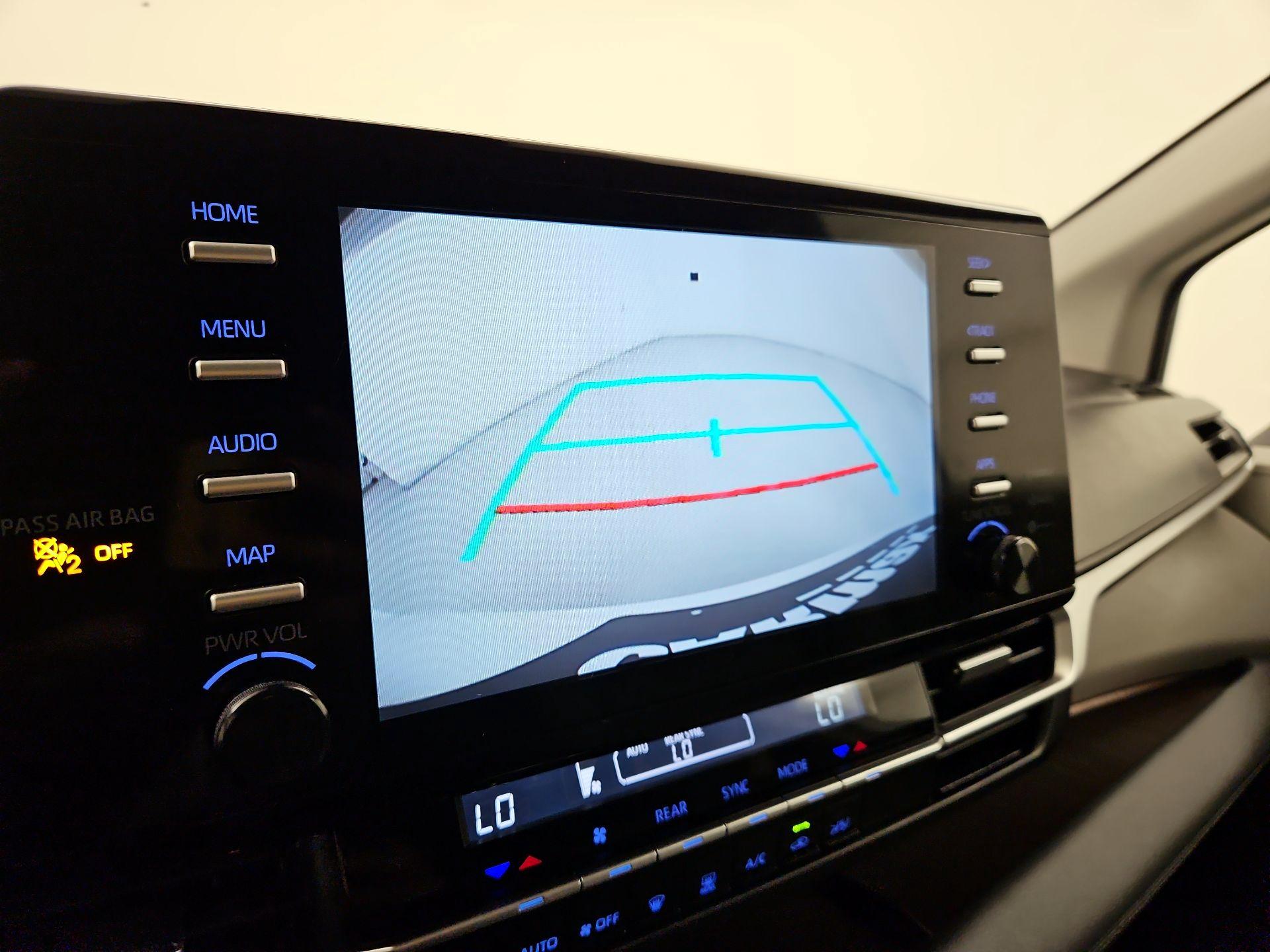 Thumbnail: 2024 Toyota Sienna - 14