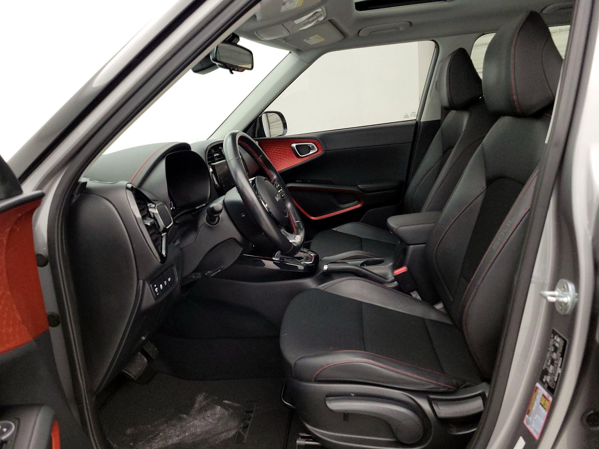 Thumbnail: 2023 Kia Soul - 11