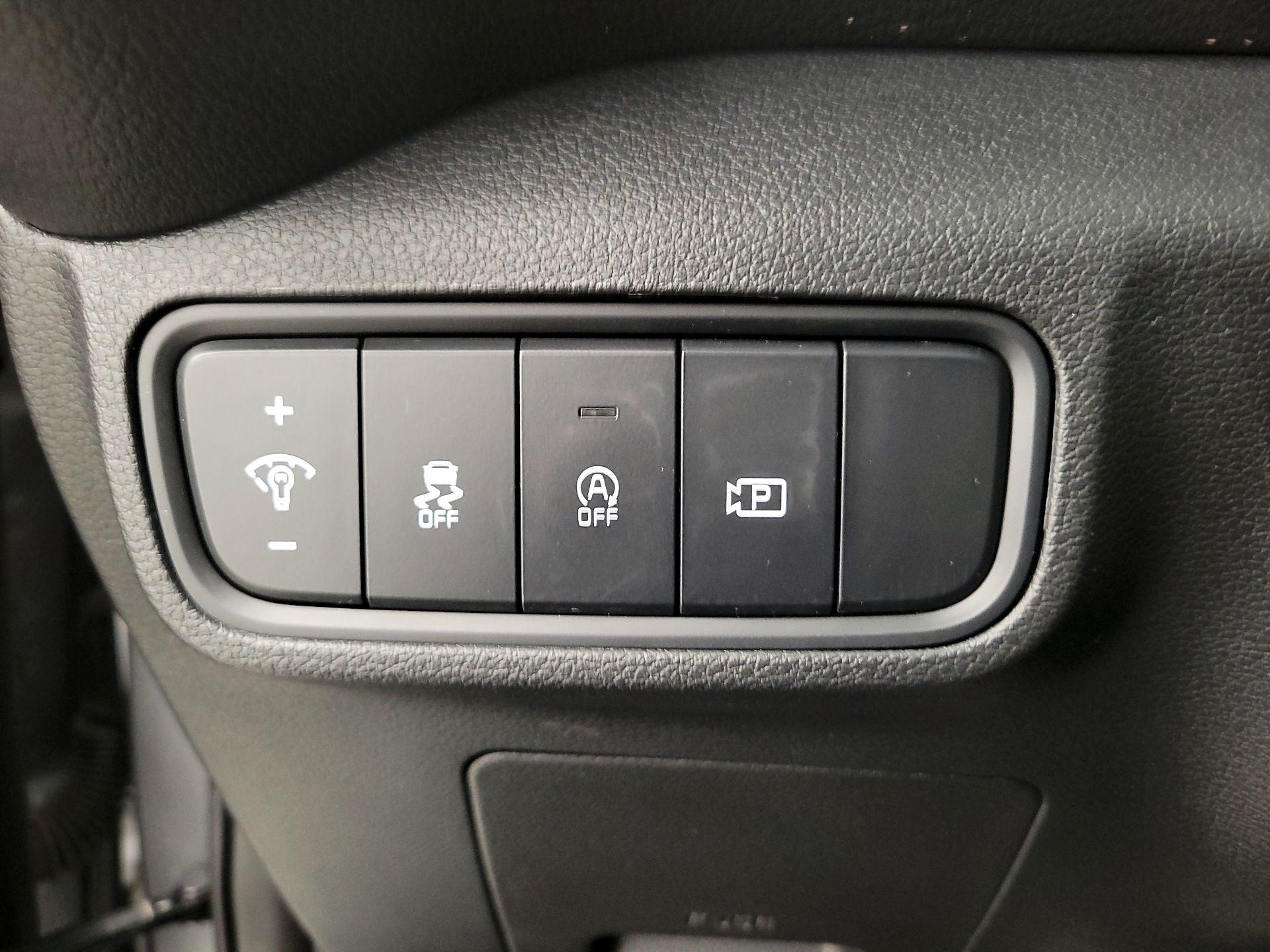 Thumbnail: 2023 Kia Soul - 13