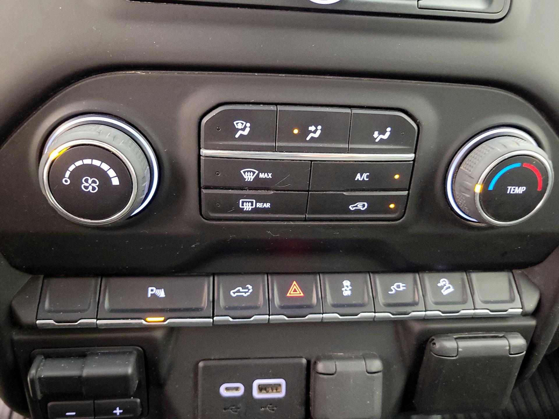 Thumbnail: 2023 Chevrolet Silverado 2500 - 16