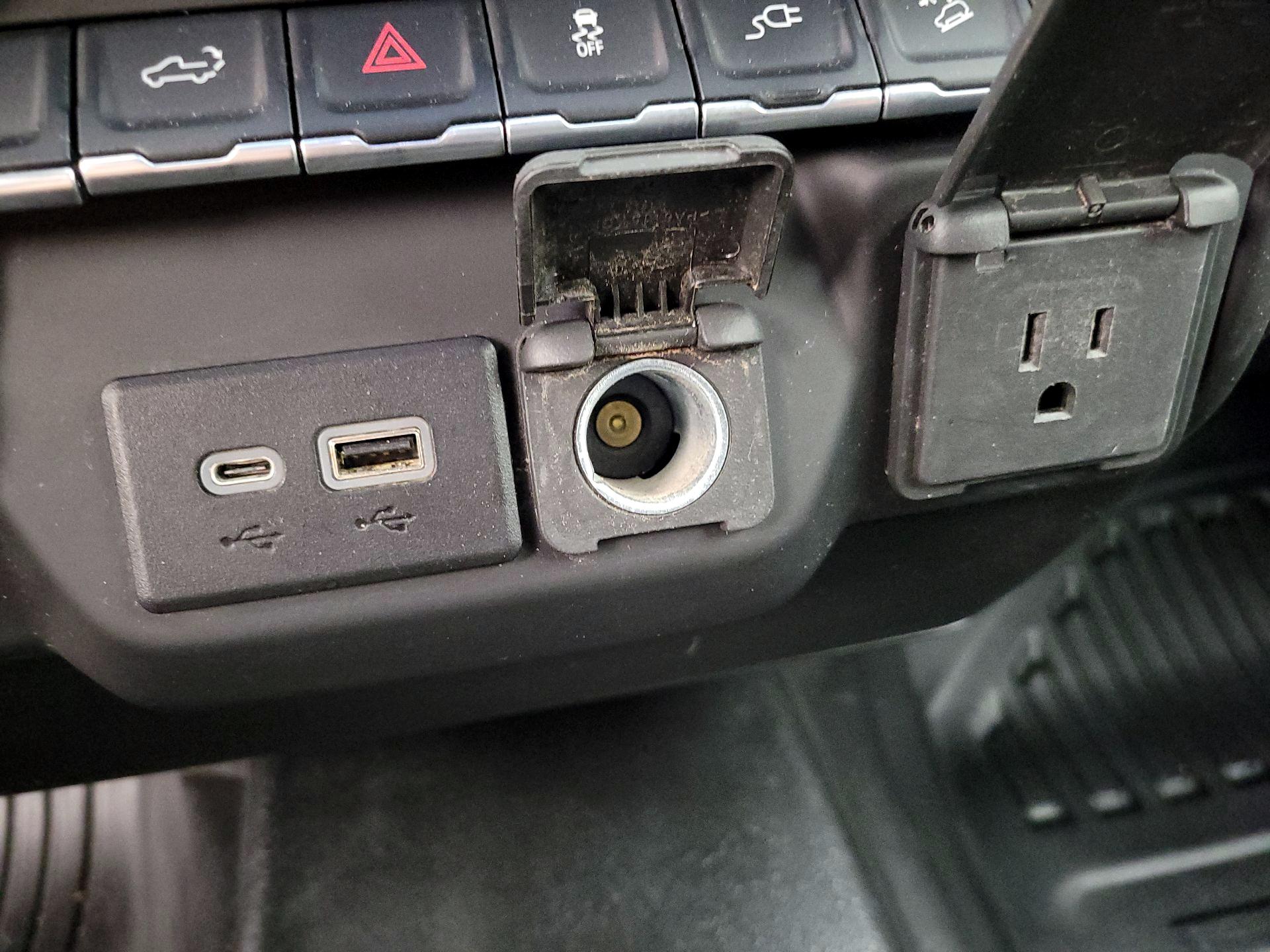 Thumbnail: 2023 Chevrolet Silverado 2500 - 18