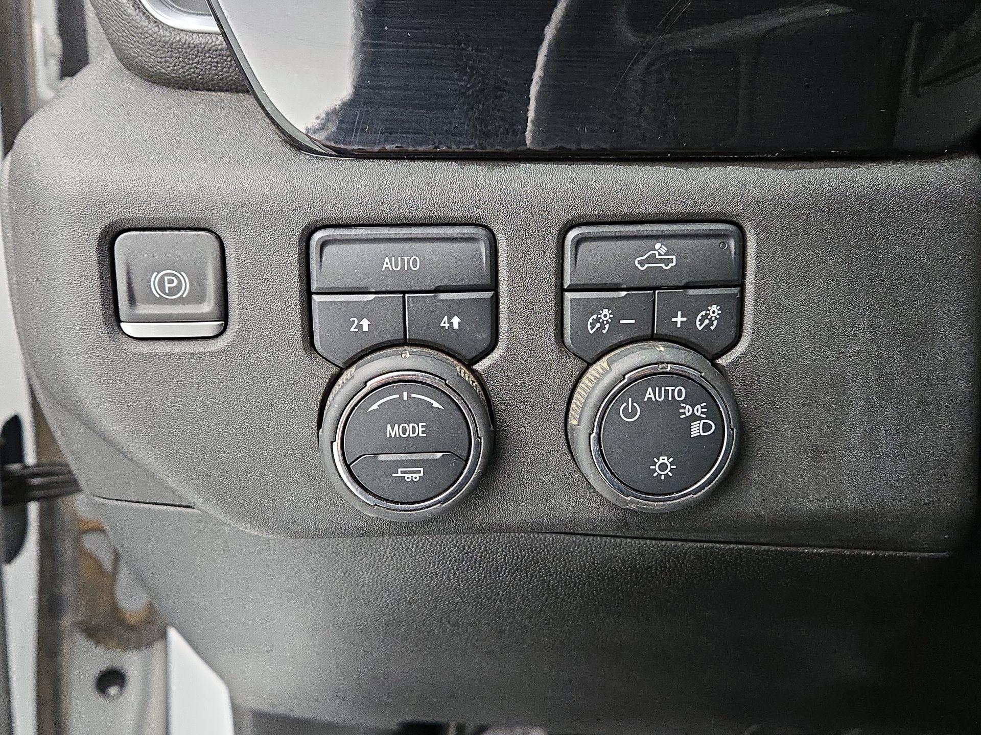 Thumbnail: 2022 Chevrolet Silverado 1500 - 13