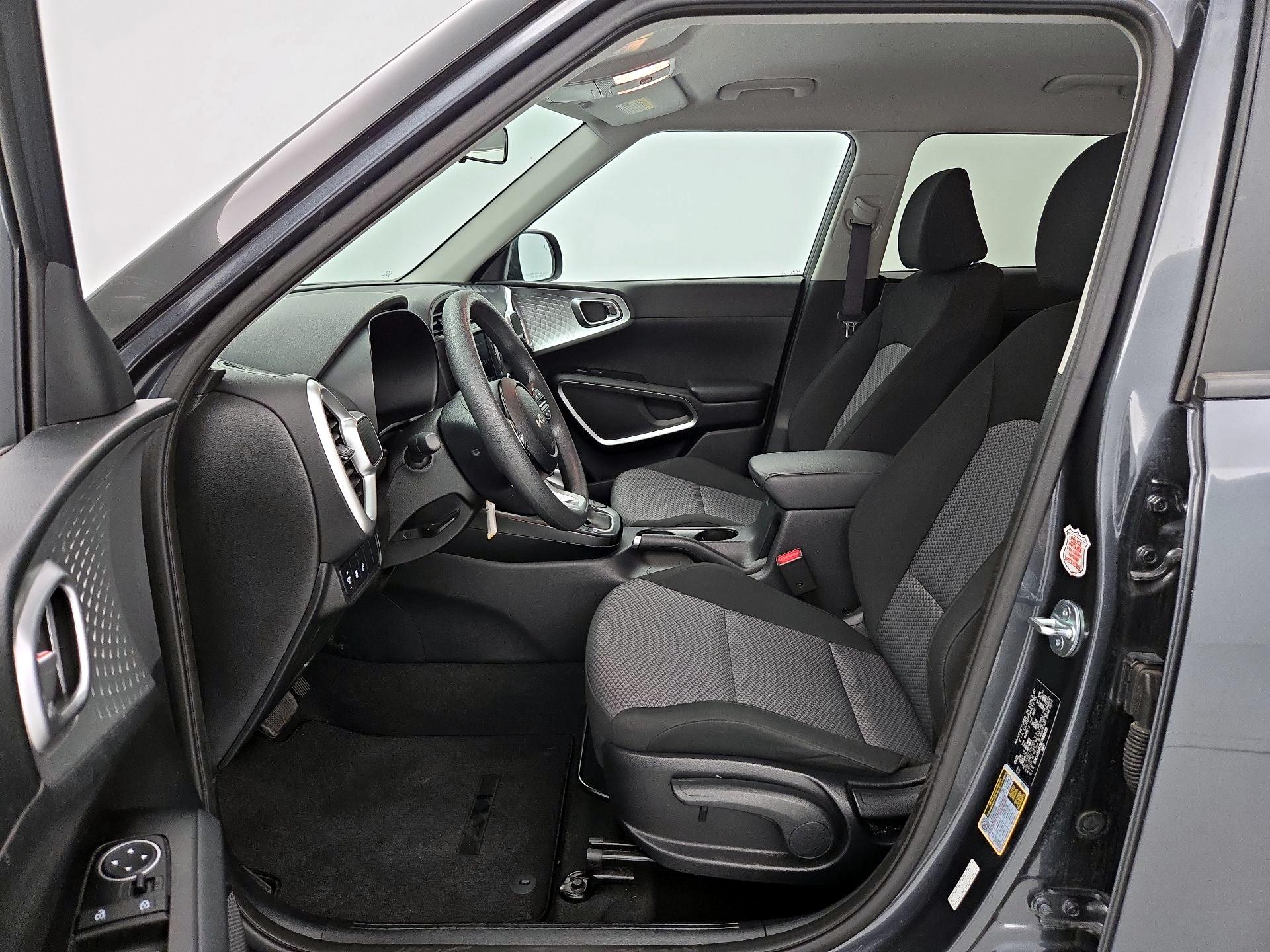 Thumbnail: 2023 Kia Soul - 11