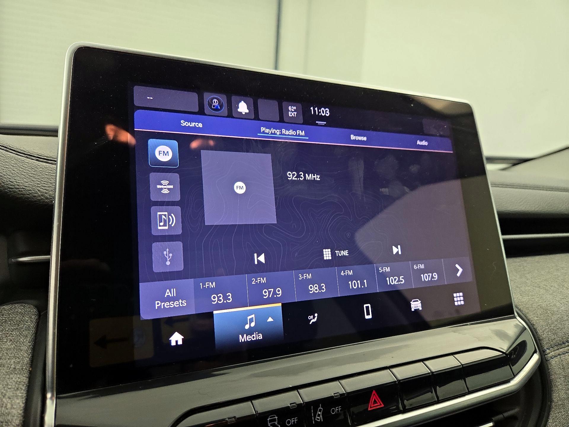 Thumbnail: 2022 Jeep Compass - 15