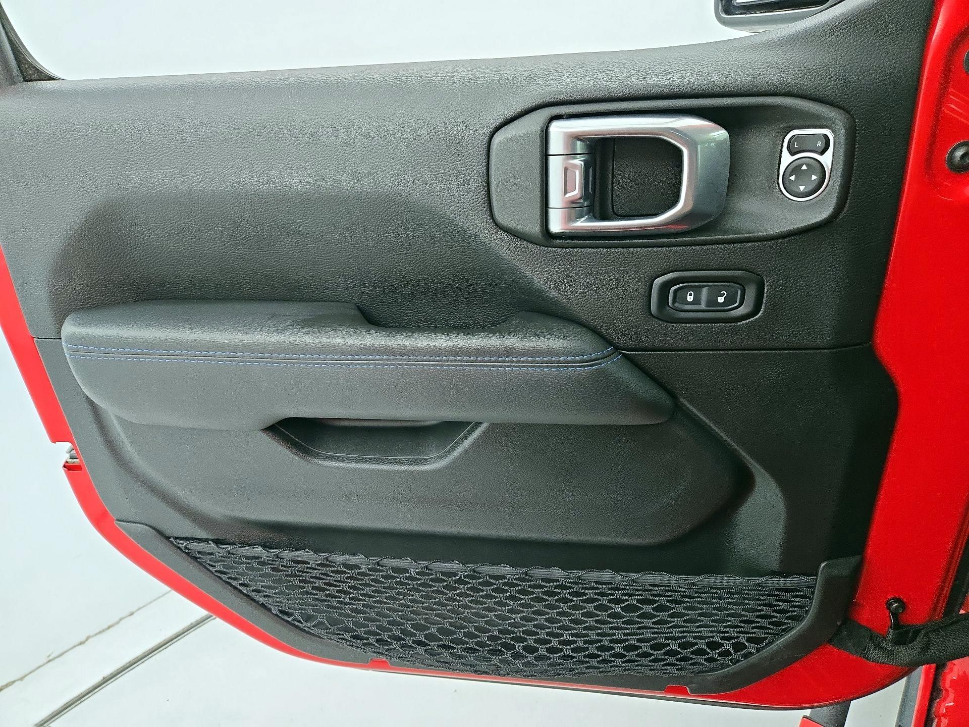 Thumbnail: 2022 Jeep Wrangler - 12