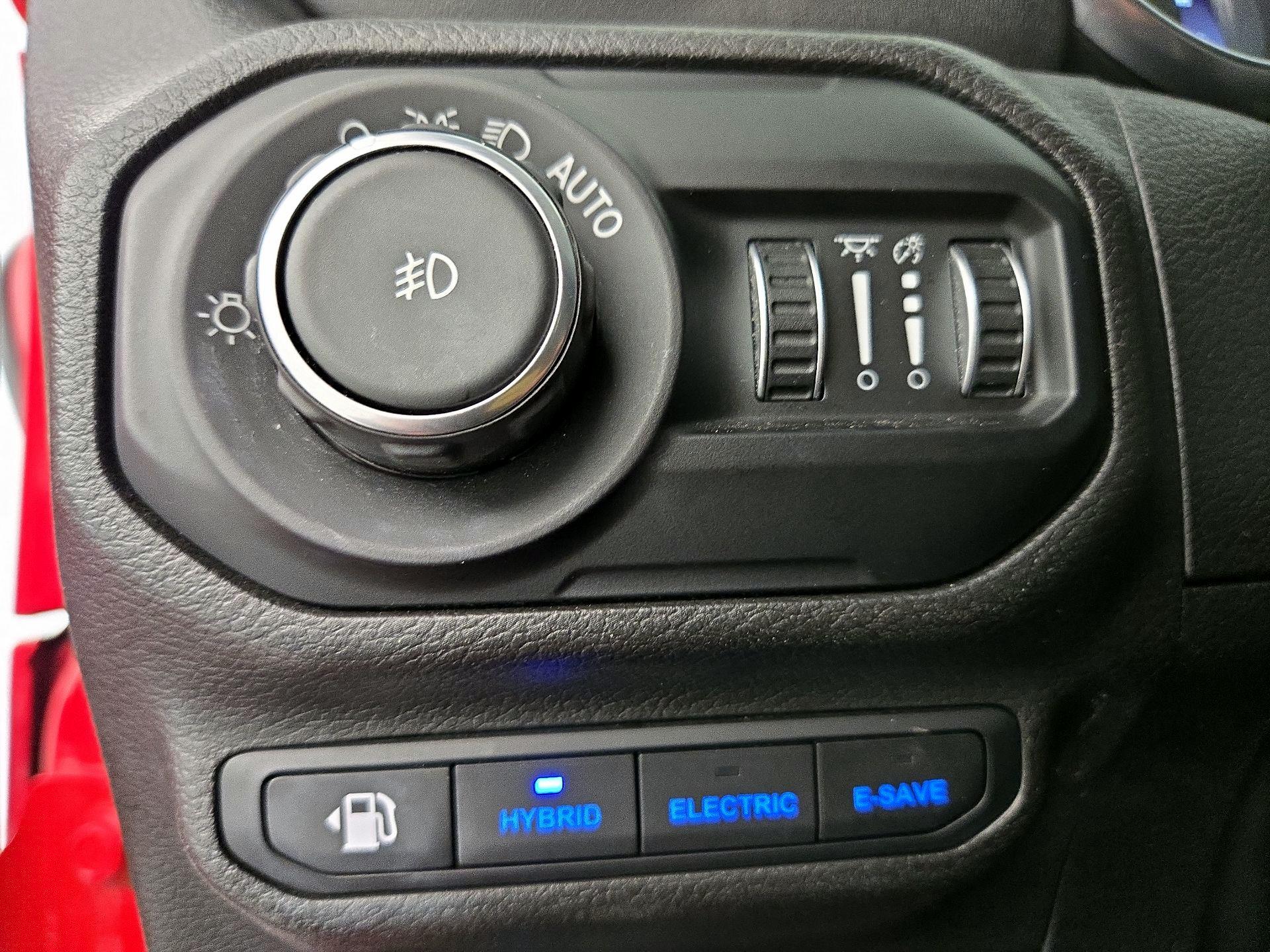 Thumbnail: 2022 Jeep Wrangler - 13