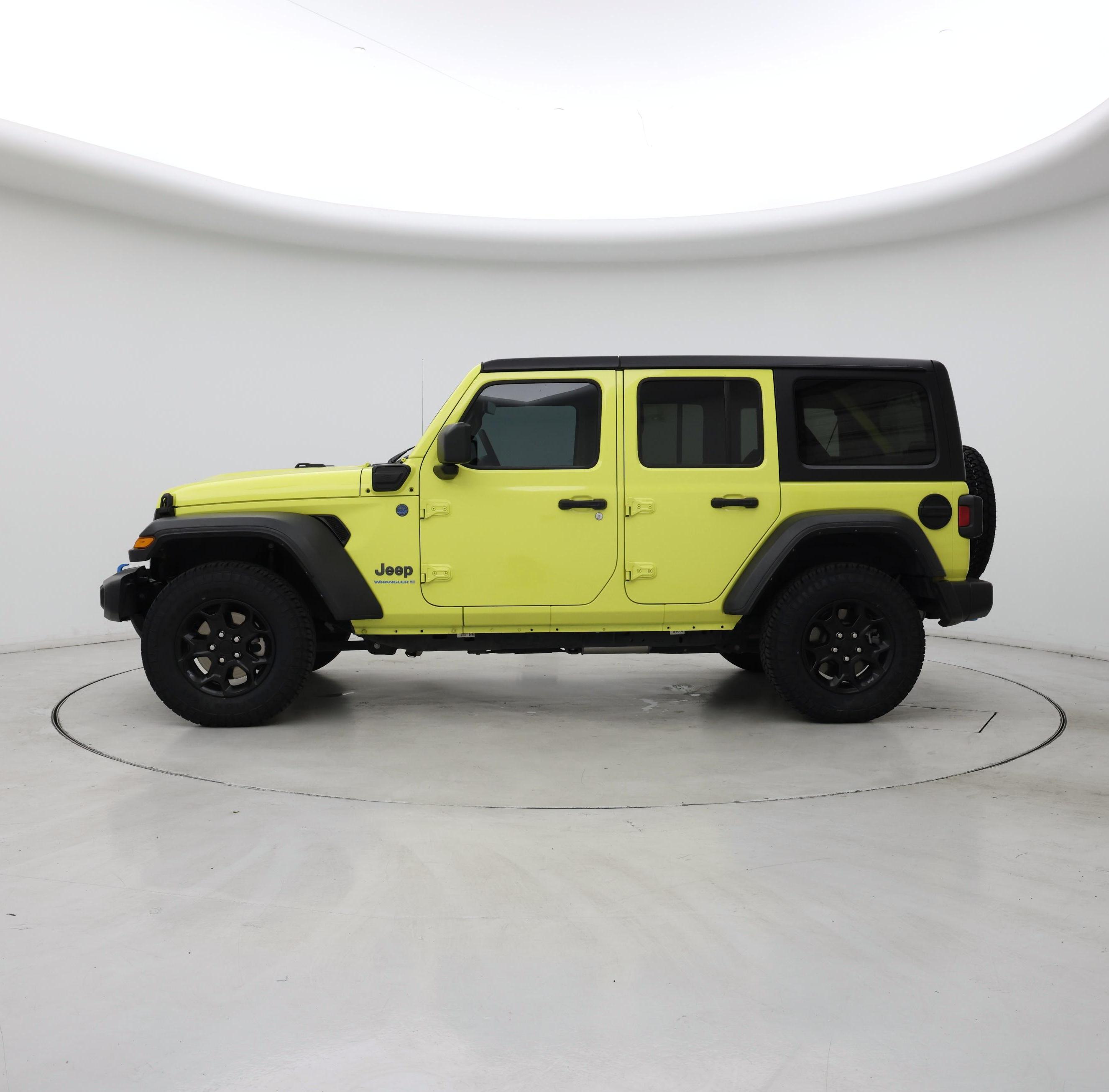 Thumbnail: 2023 Jeep Wrangler - 3