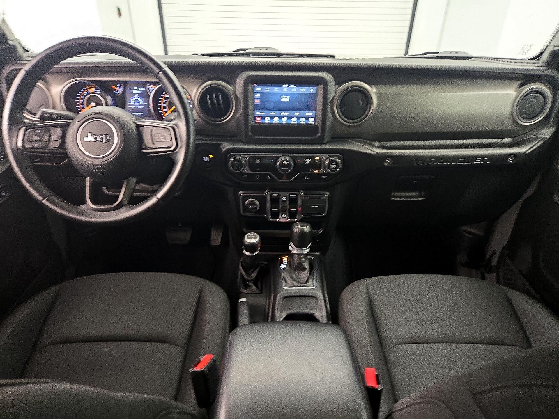 Thumbnail: 2022 Jeep Wrangler - 9